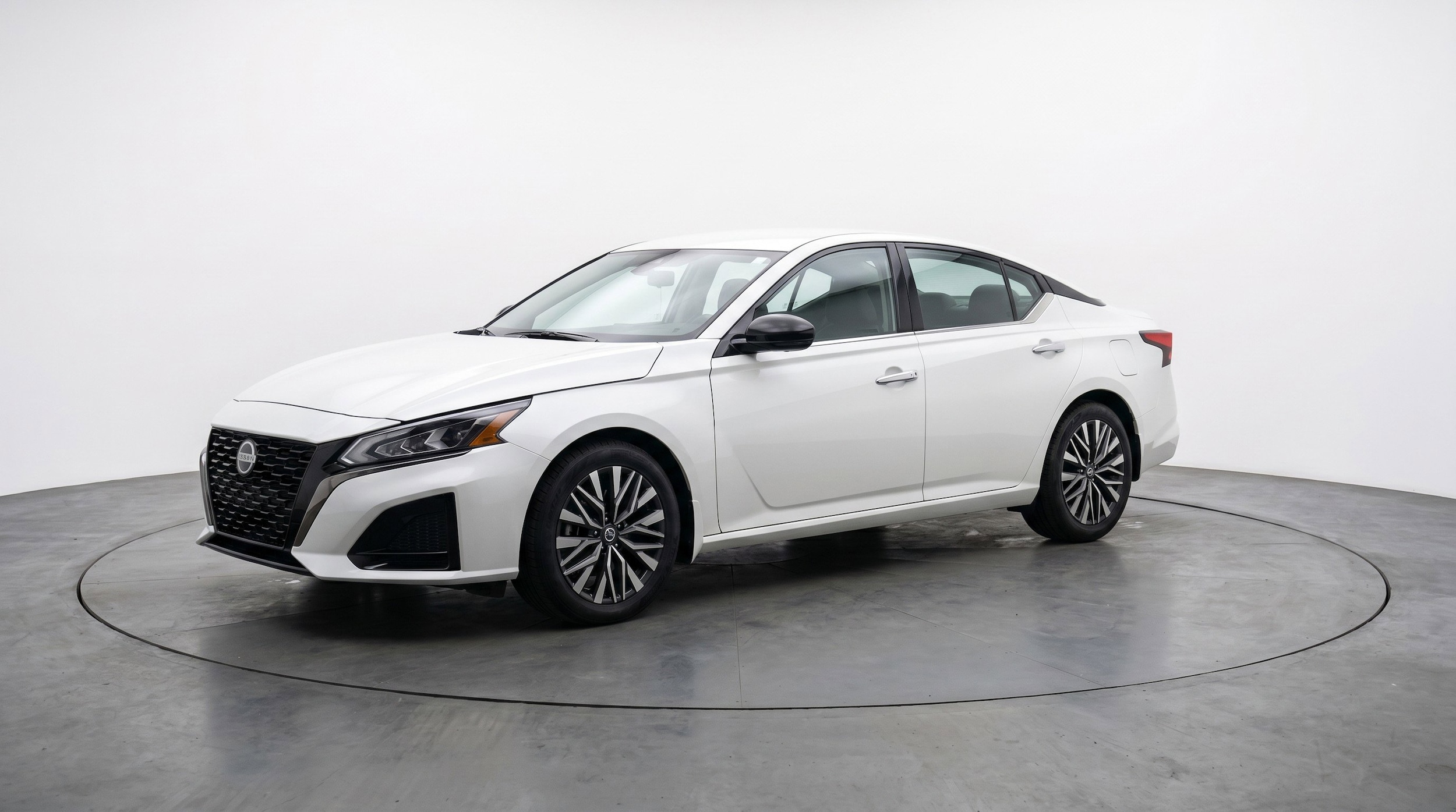 Thumbnail: 2025 Nissan Altima - 3