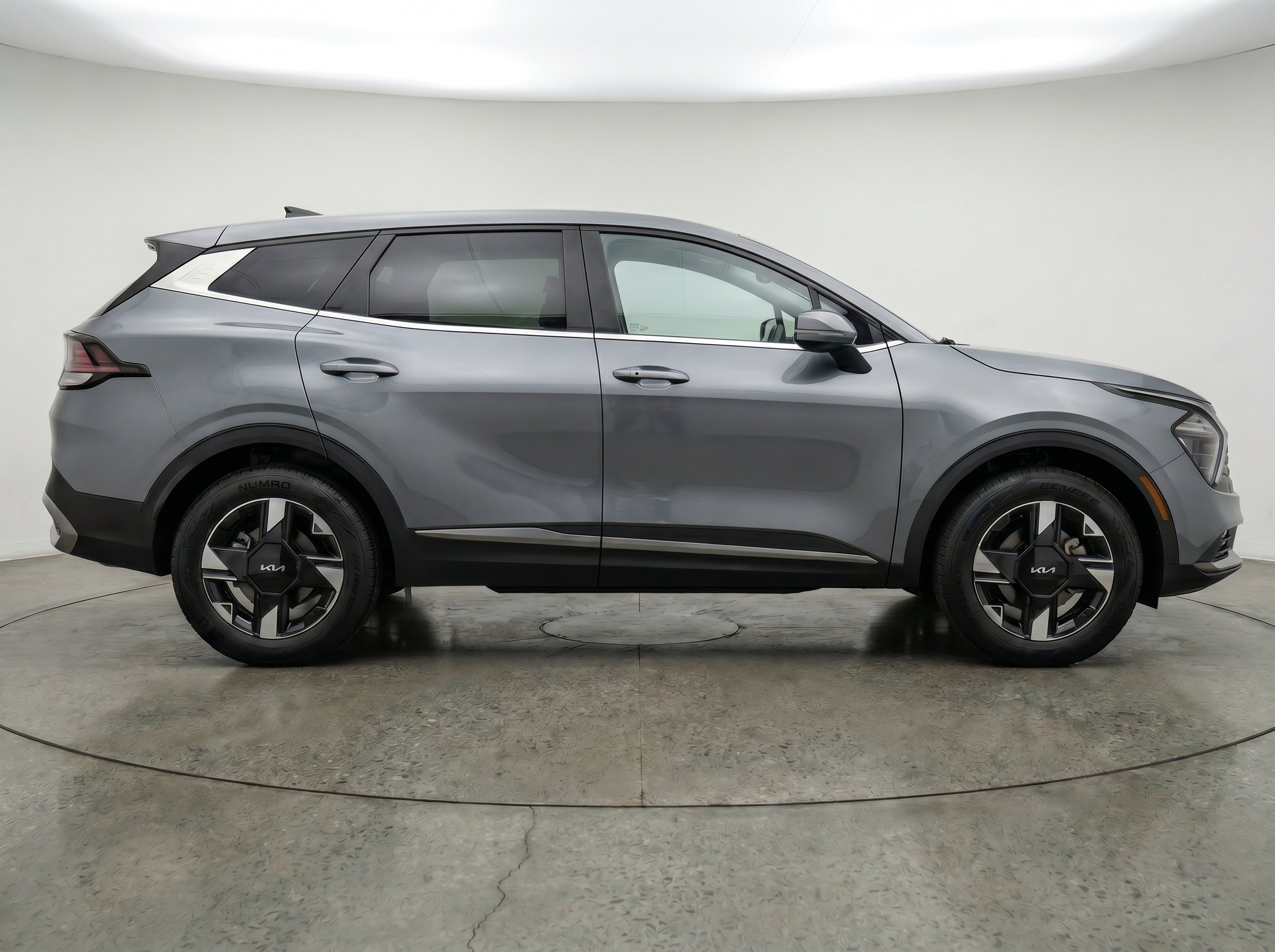 Thumbnail: 2026 Kia Sportage - 10