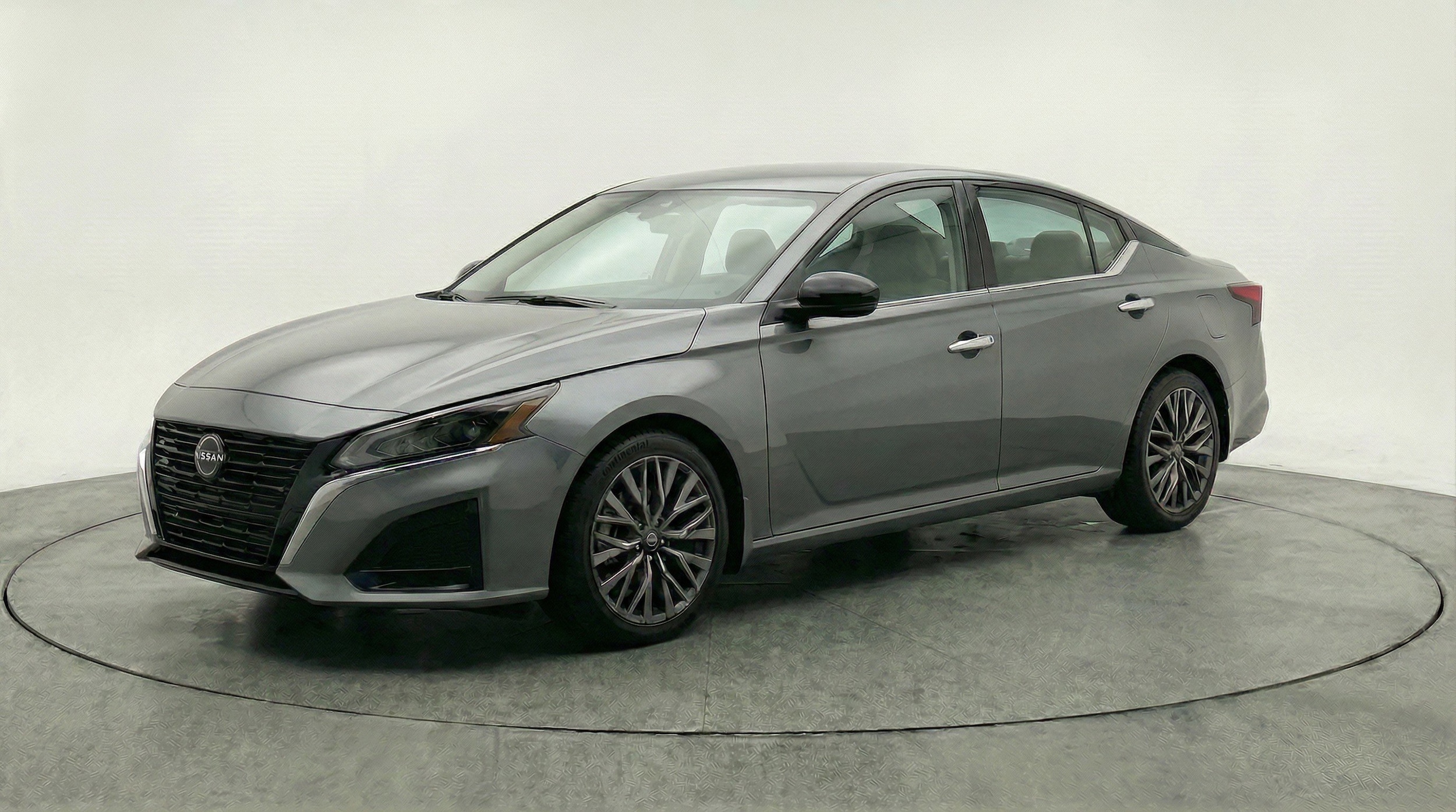 Thumbnail: 2025 Nissan Altima - 3