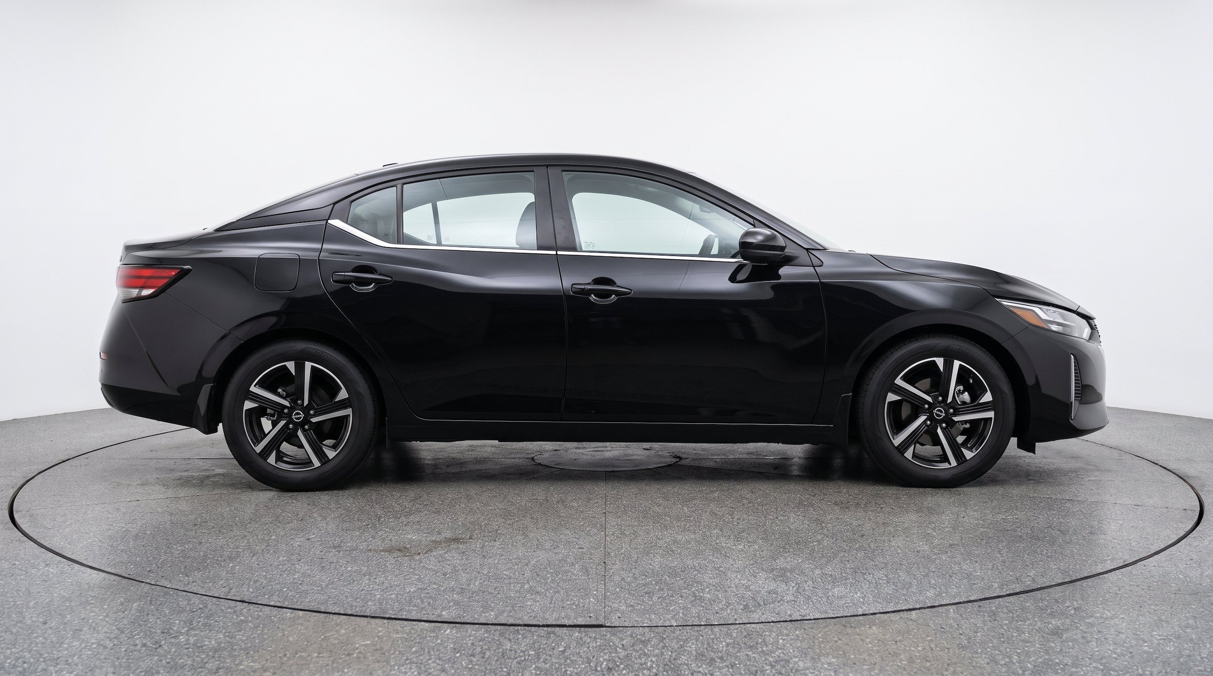 Thumbnail: 2025 Nissan Sentra - 11