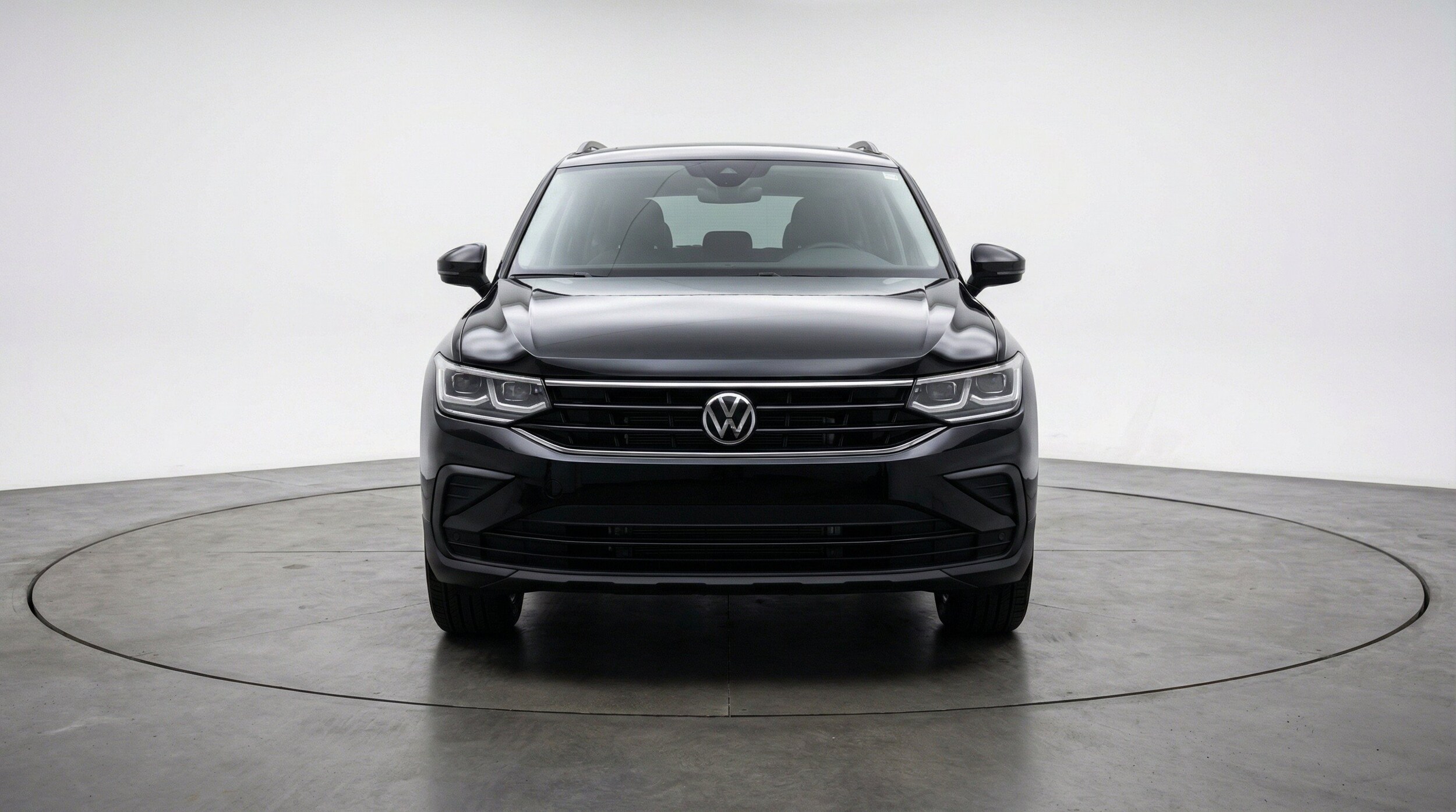 Thumbnail: 2026 Volkswagen Tiguan - 2