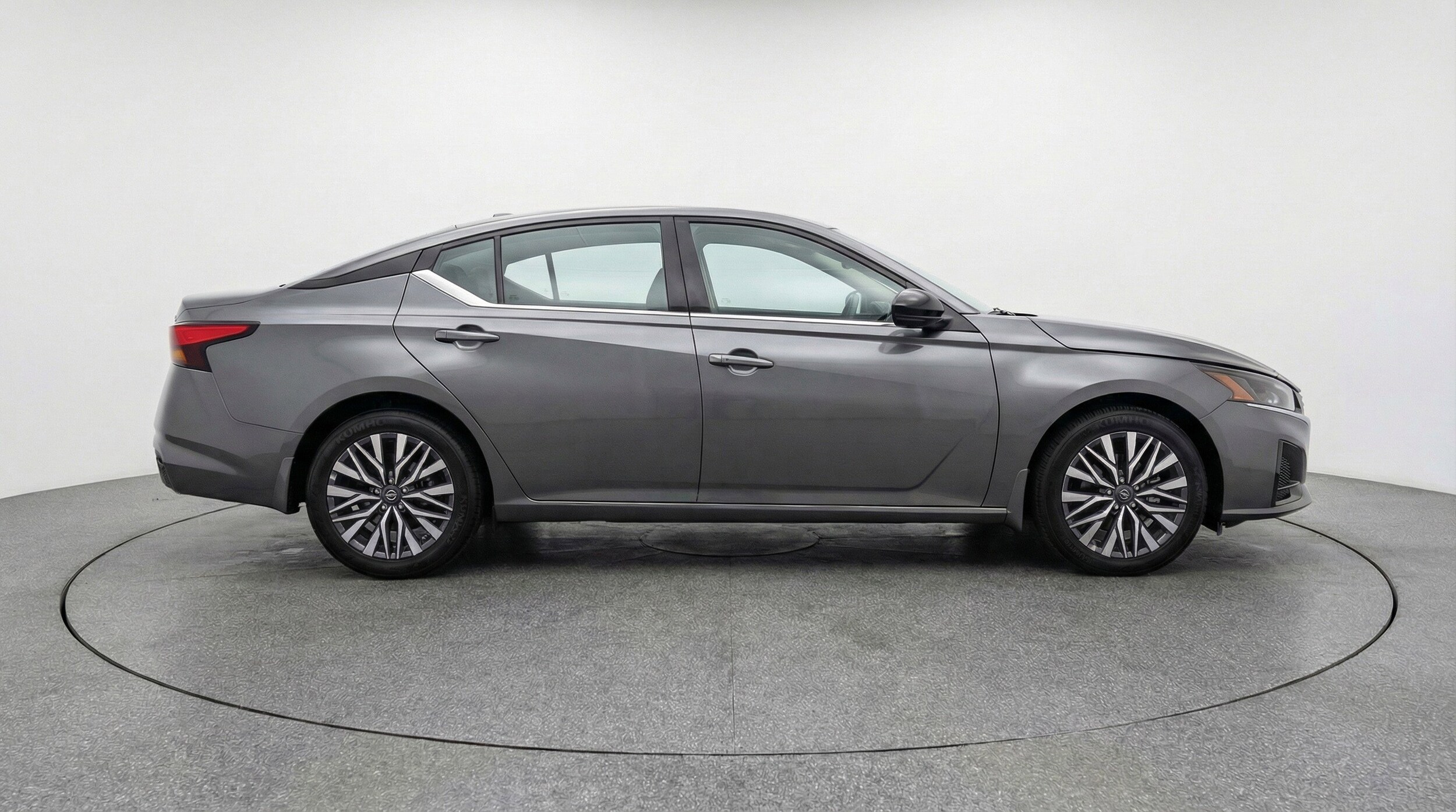 Thumbnail: 2025 Nissan Altima - 11