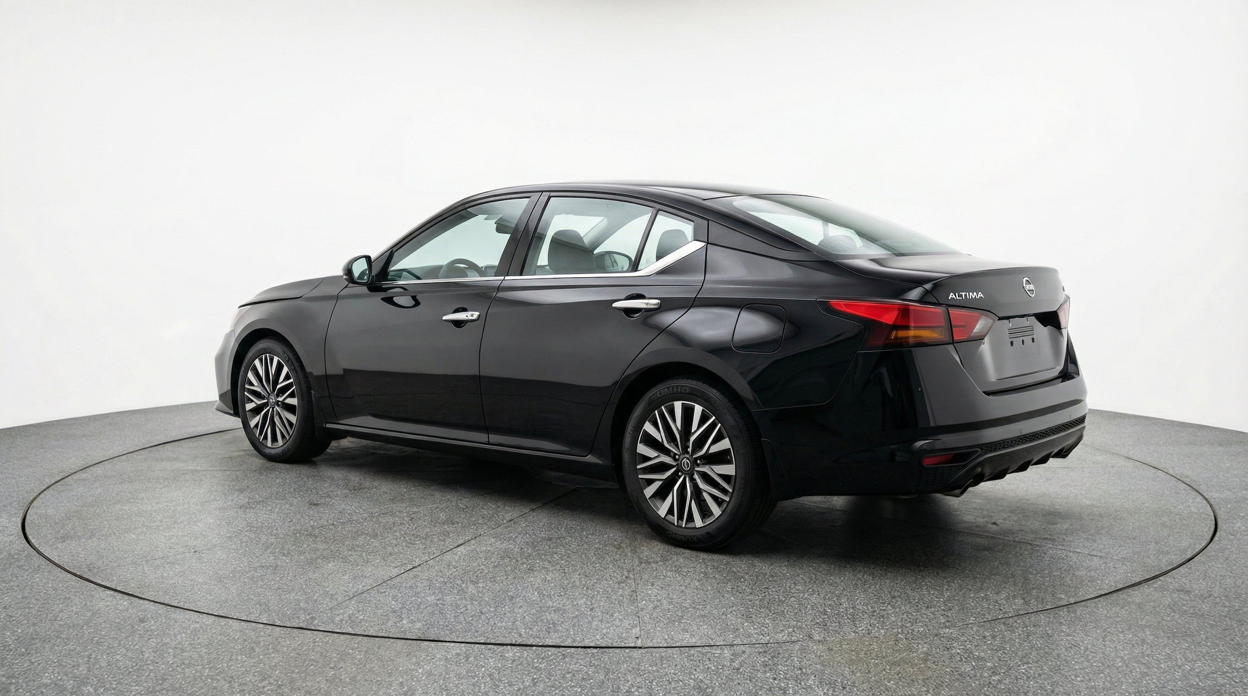 Thumbnail: 2025 Nissan Altima - 6