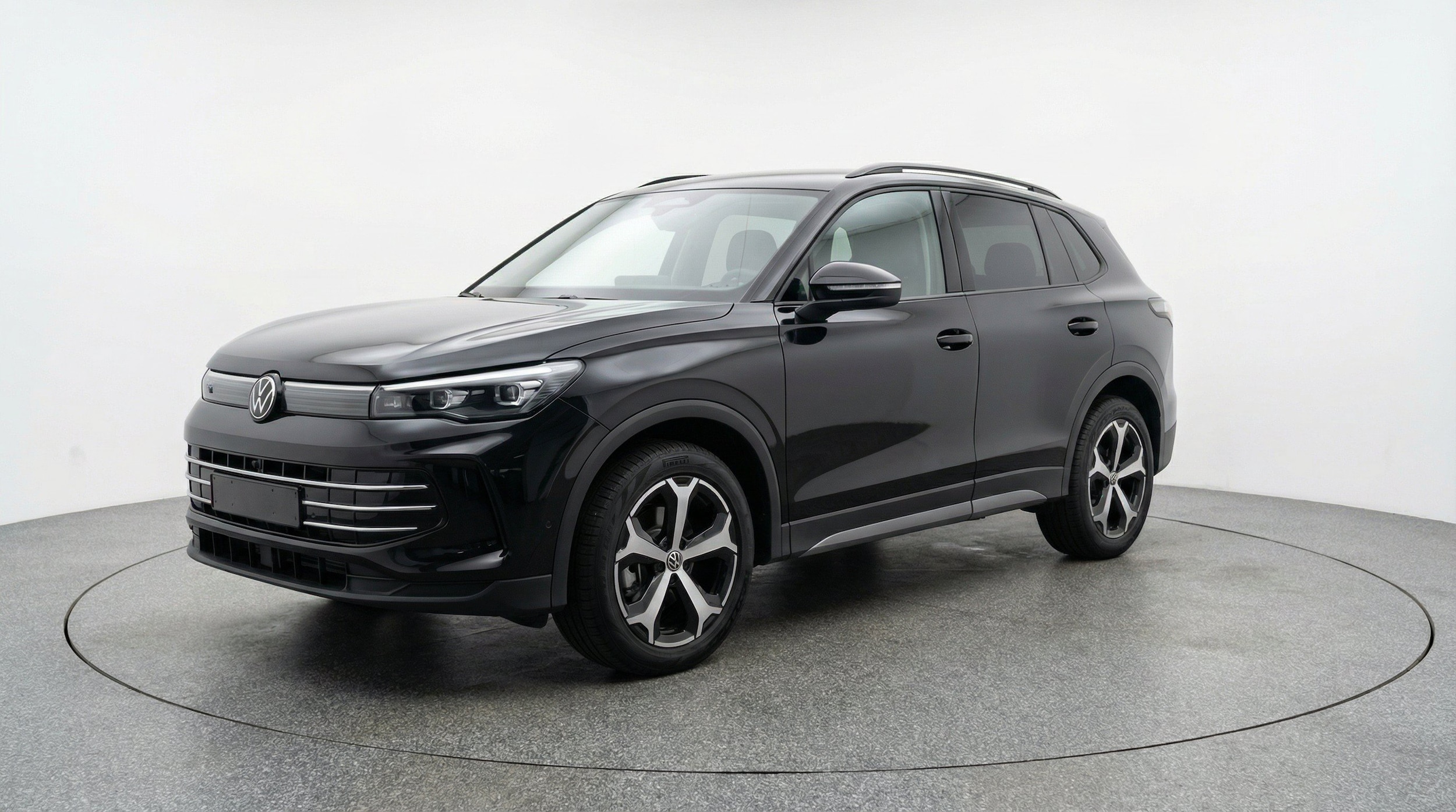 Thumbnail: 2026 Volkswagen Tiguan - 3