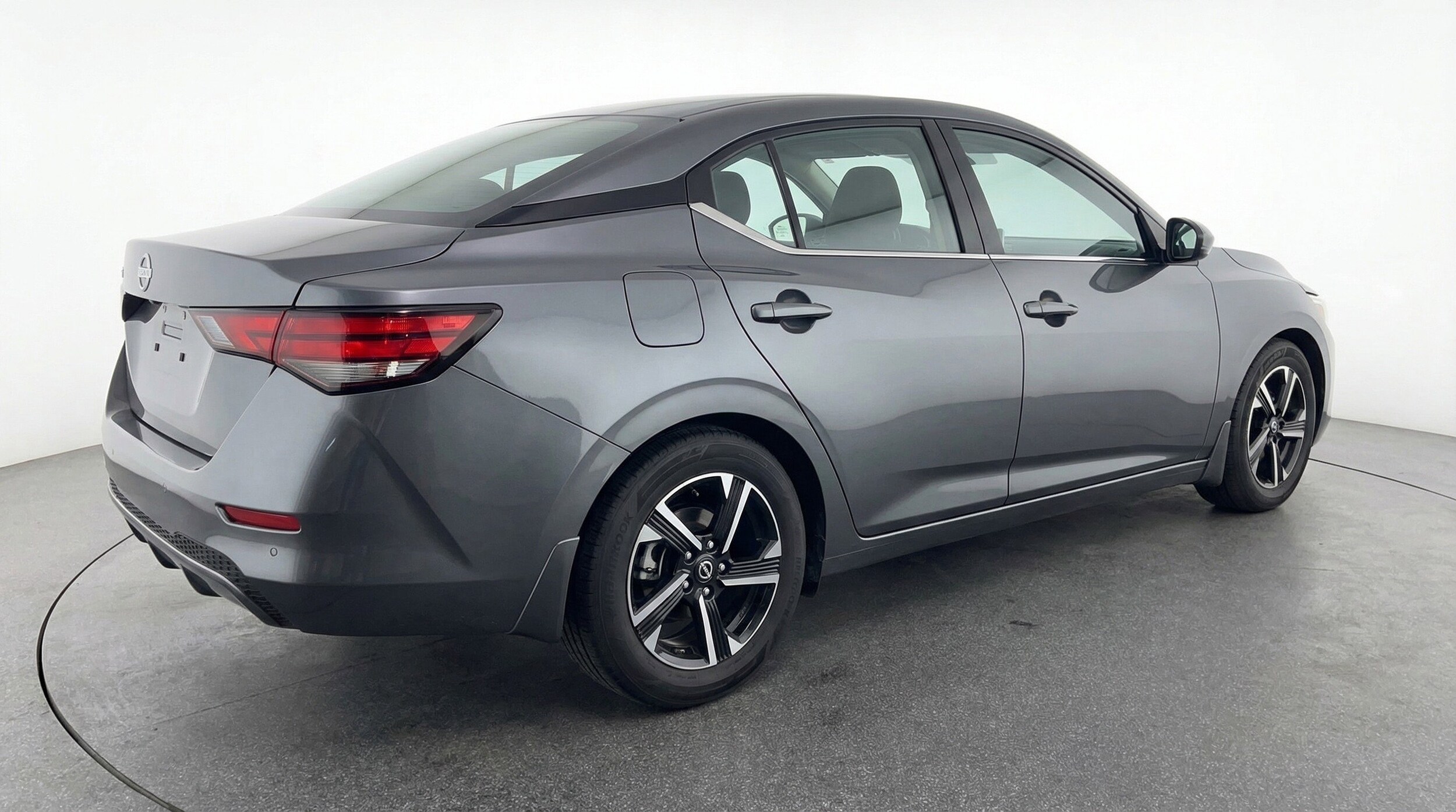 Thumbnail: 2025 Nissan Sentra - 9