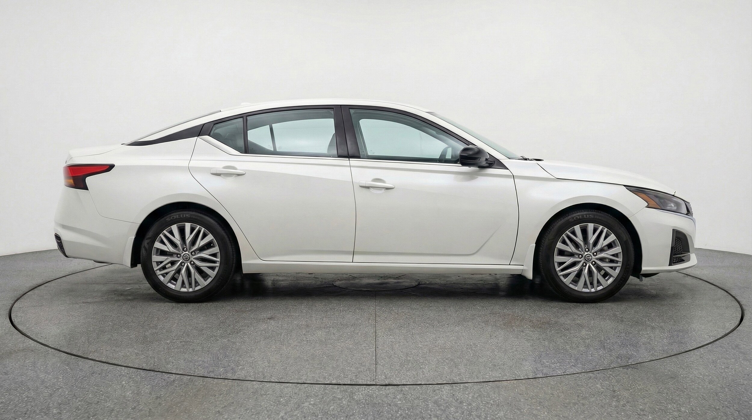 Thumbnail: 2025 Nissan Altima - 11