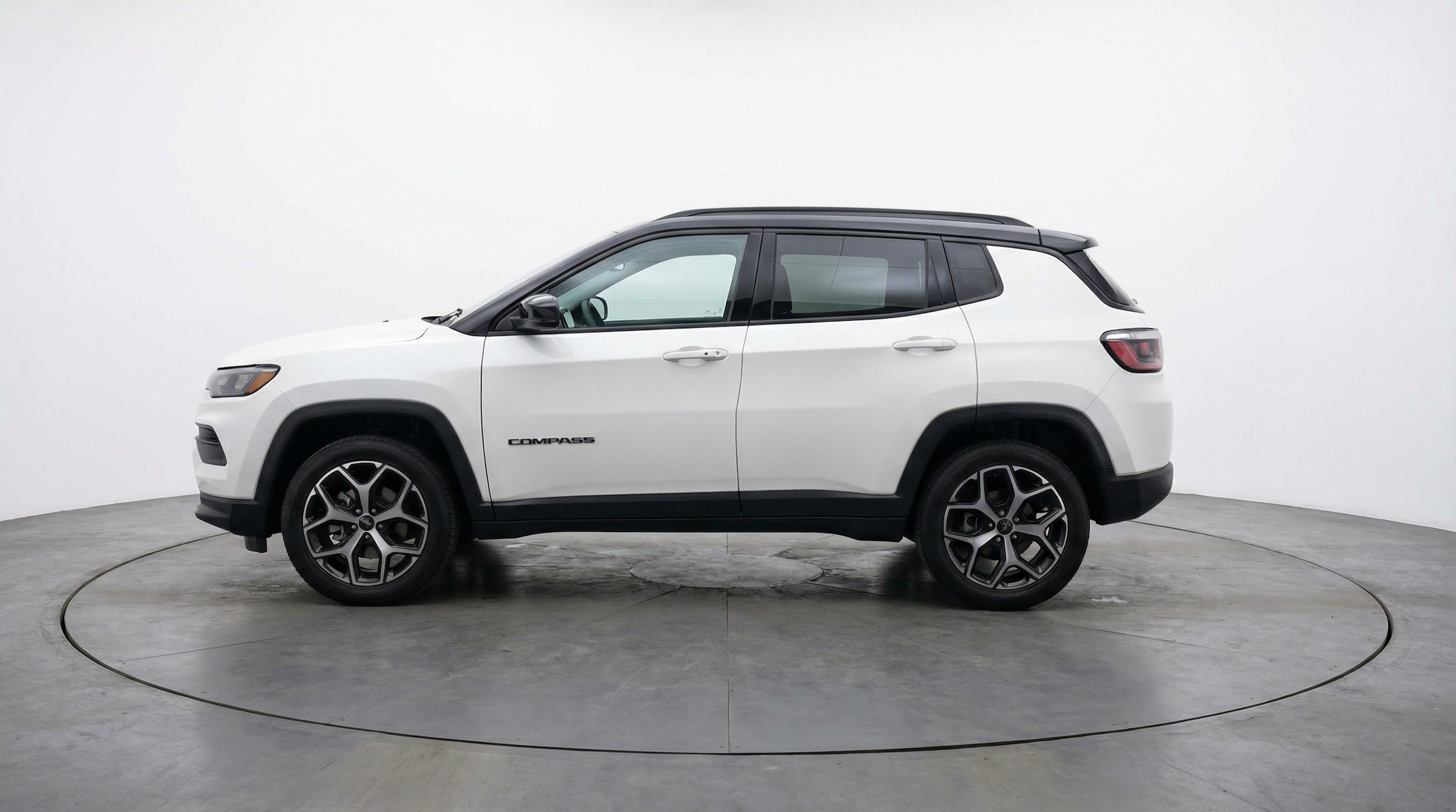 Thumbnail: 2025 Jeep Compass - 4