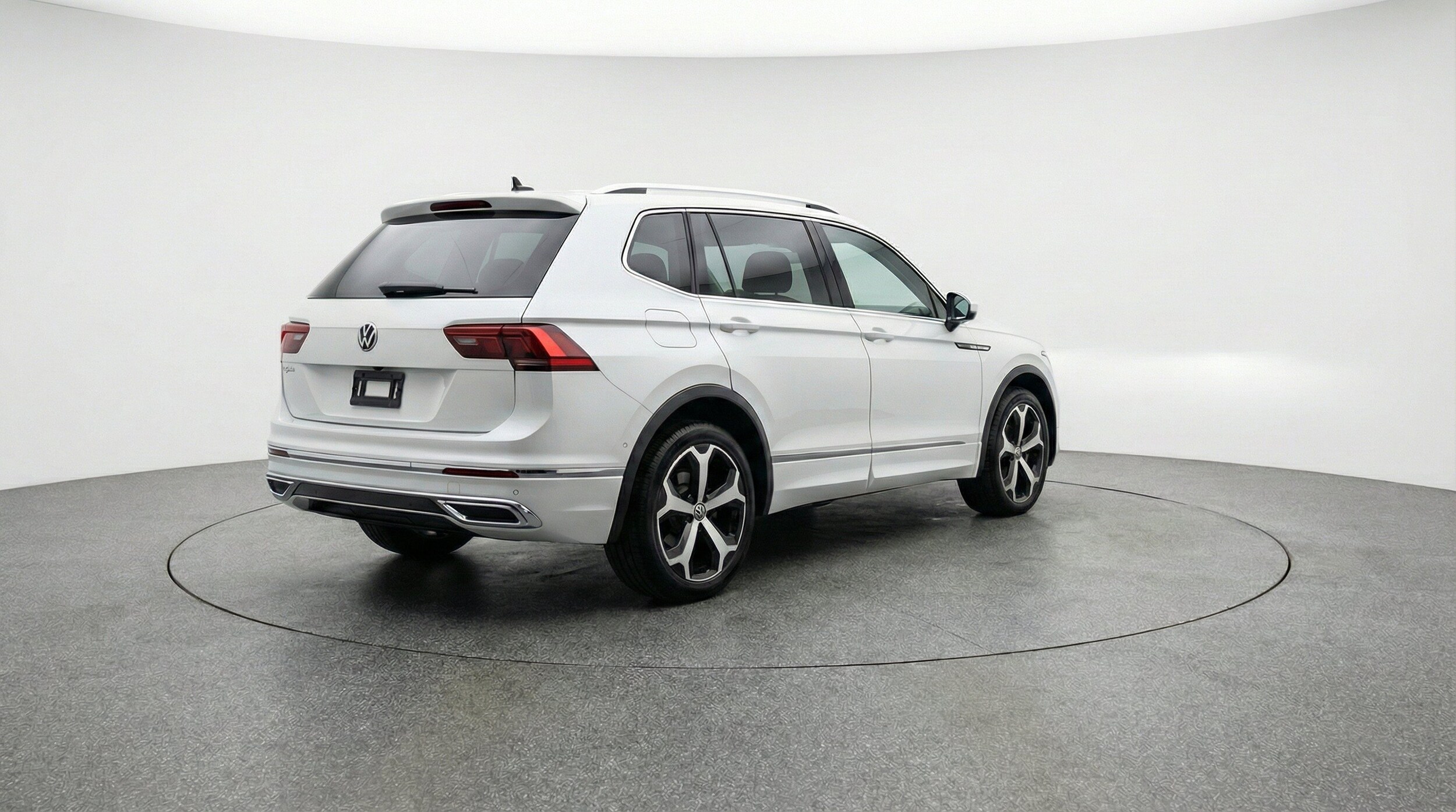Thumbnail: 2026 Volkswagen Tiguan - 9