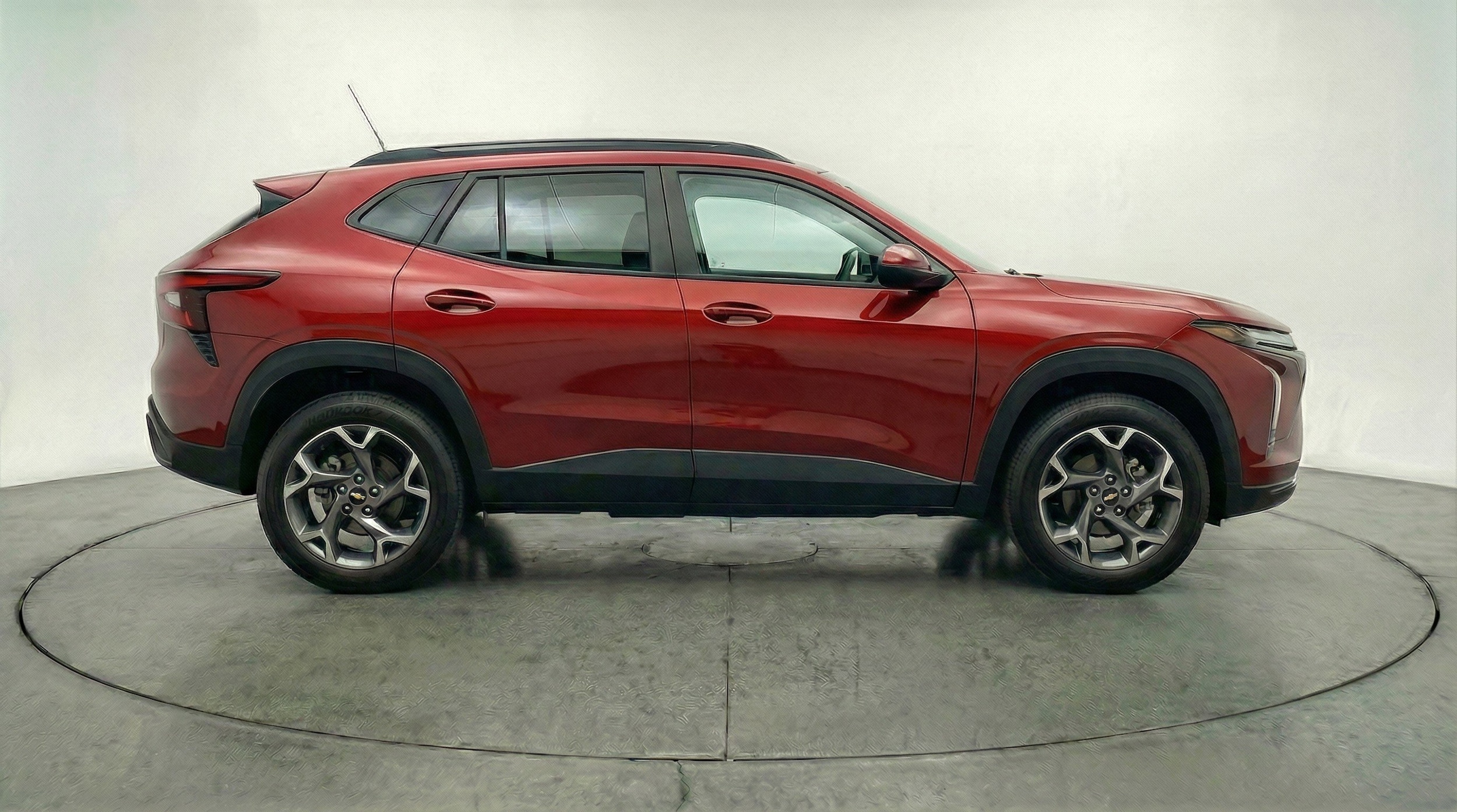 Thumbnail: 2025 Chevrolet Trax - 11
