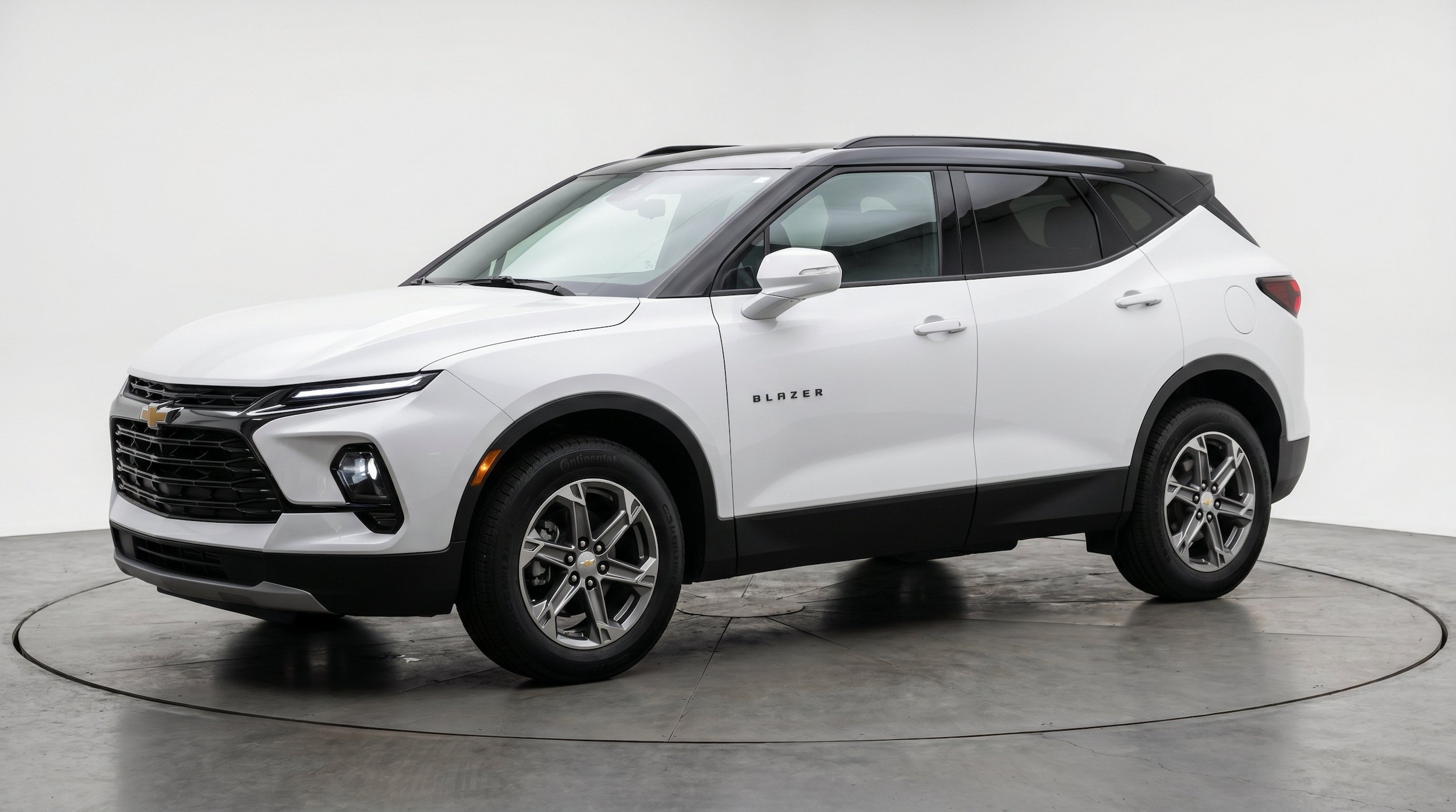 Thumbnail: 2026 Chevrolet Blazer - 3