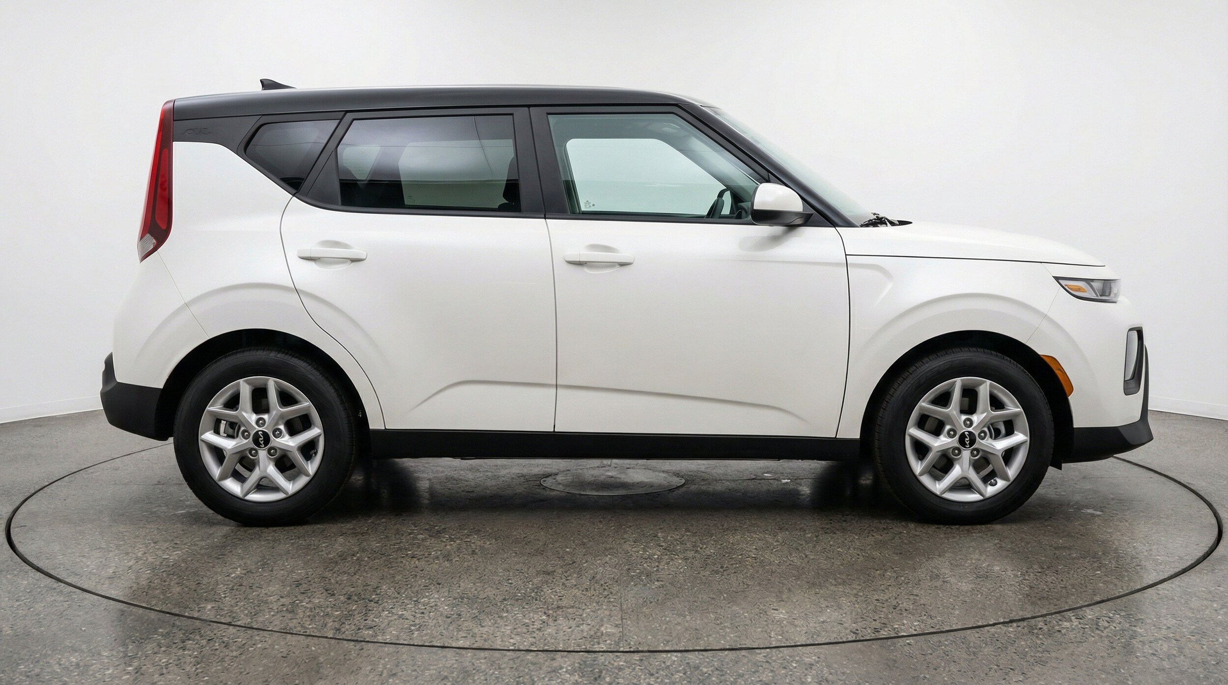 Thumbnail: 2025 Kia Soul - 11