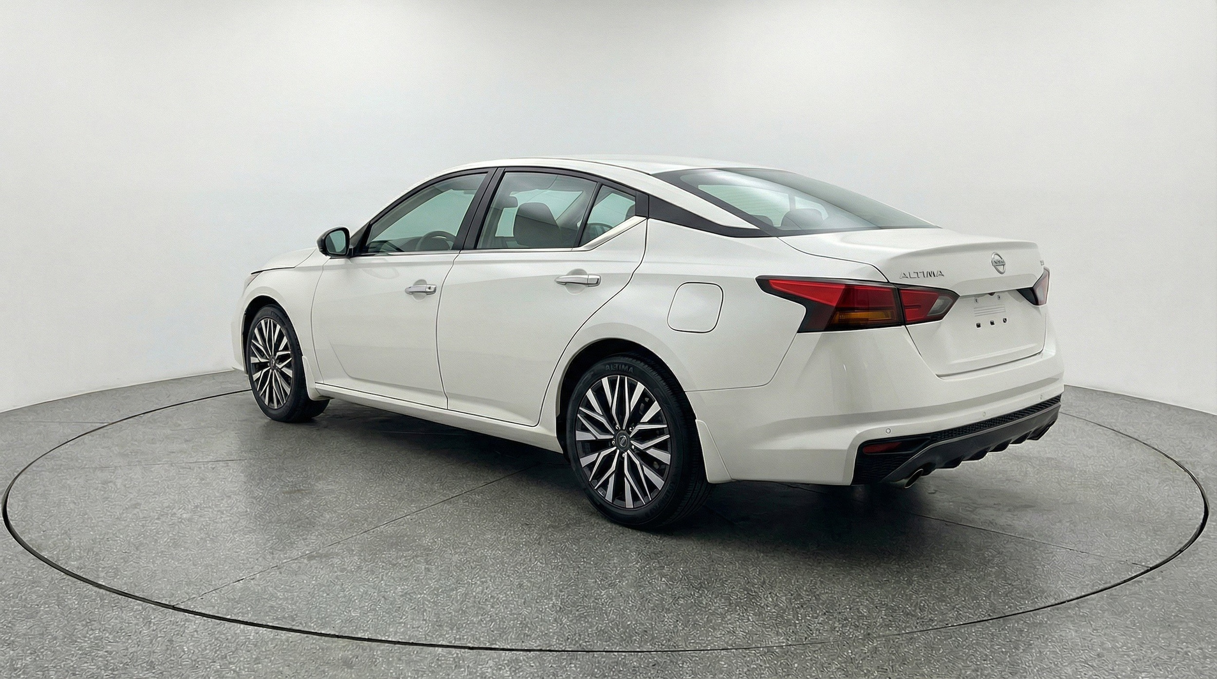 Thumbnail: 2025 Nissan Altima - 6