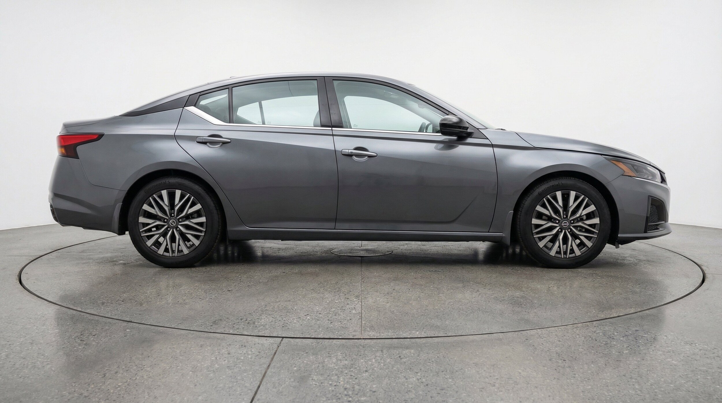 Thumbnail: 2025 Nissan Altima - 11
