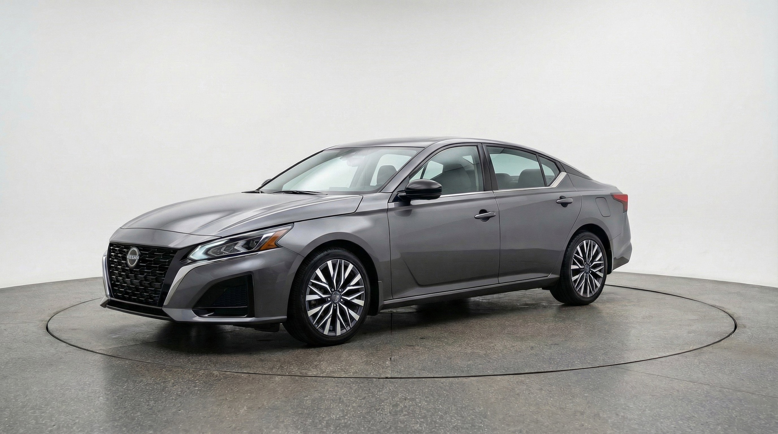 Thumbnail: 2025 Nissan Altima - 3