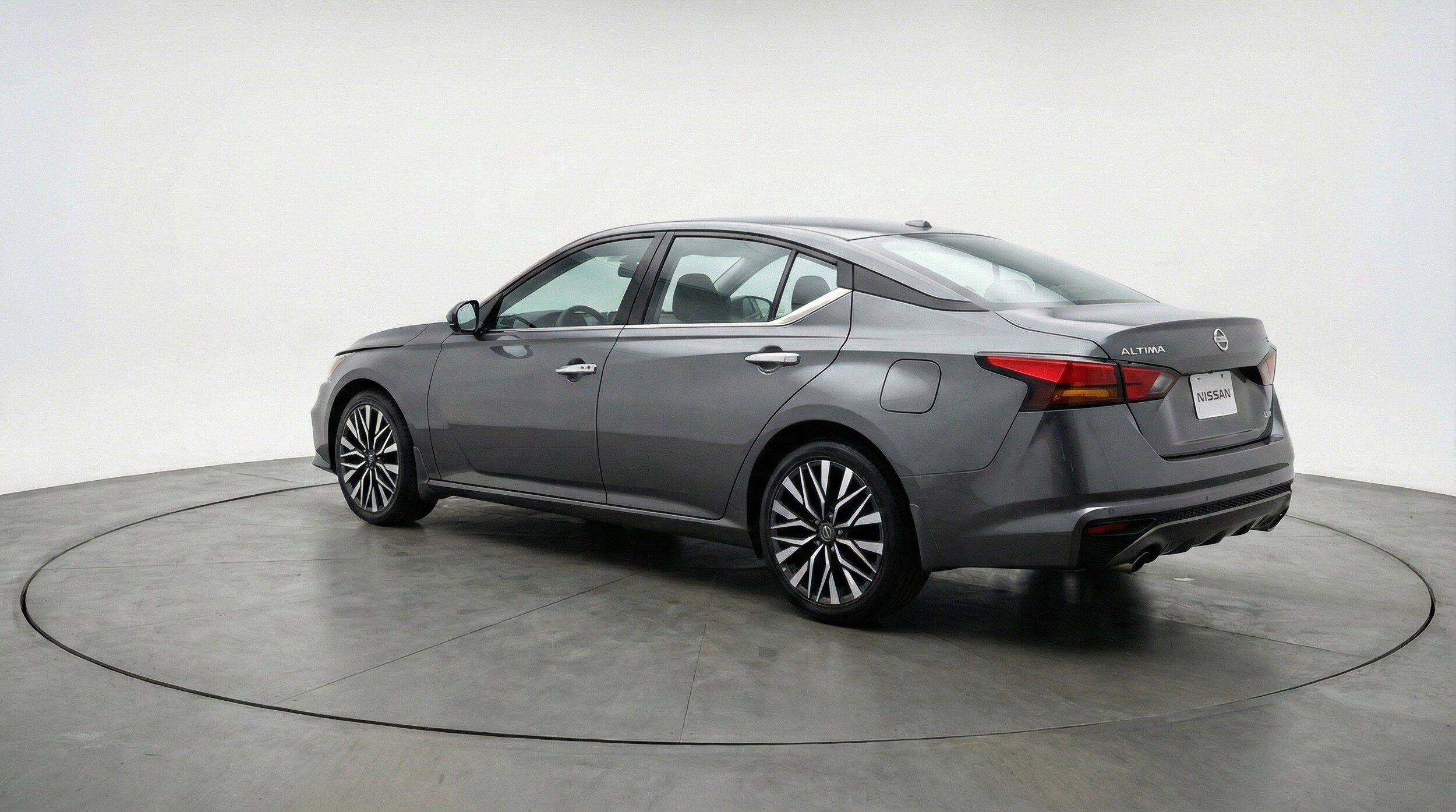 Thumbnail: 2025 Nissan Altima - 6