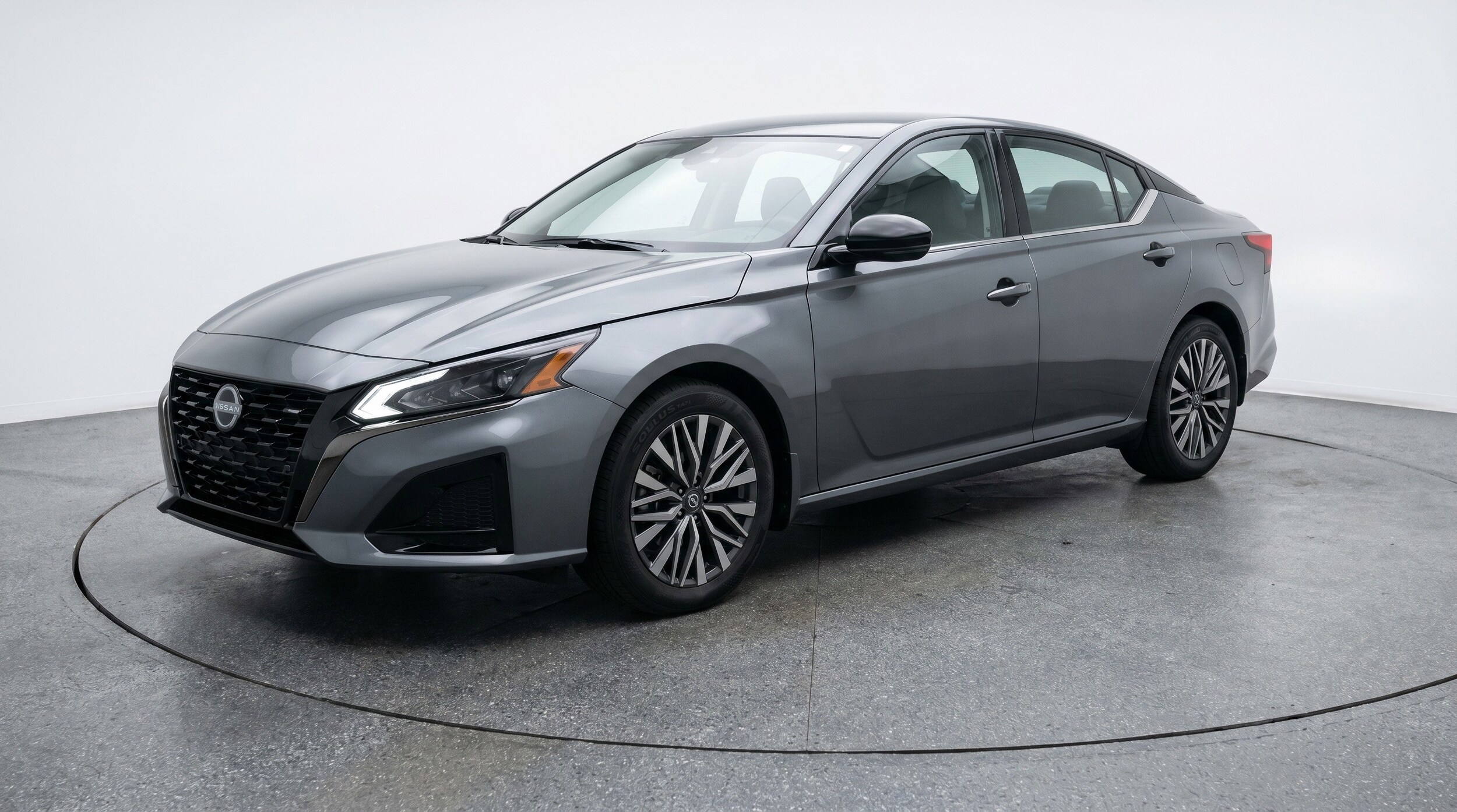 Thumbnail: 2025 Nissan Altima - 3