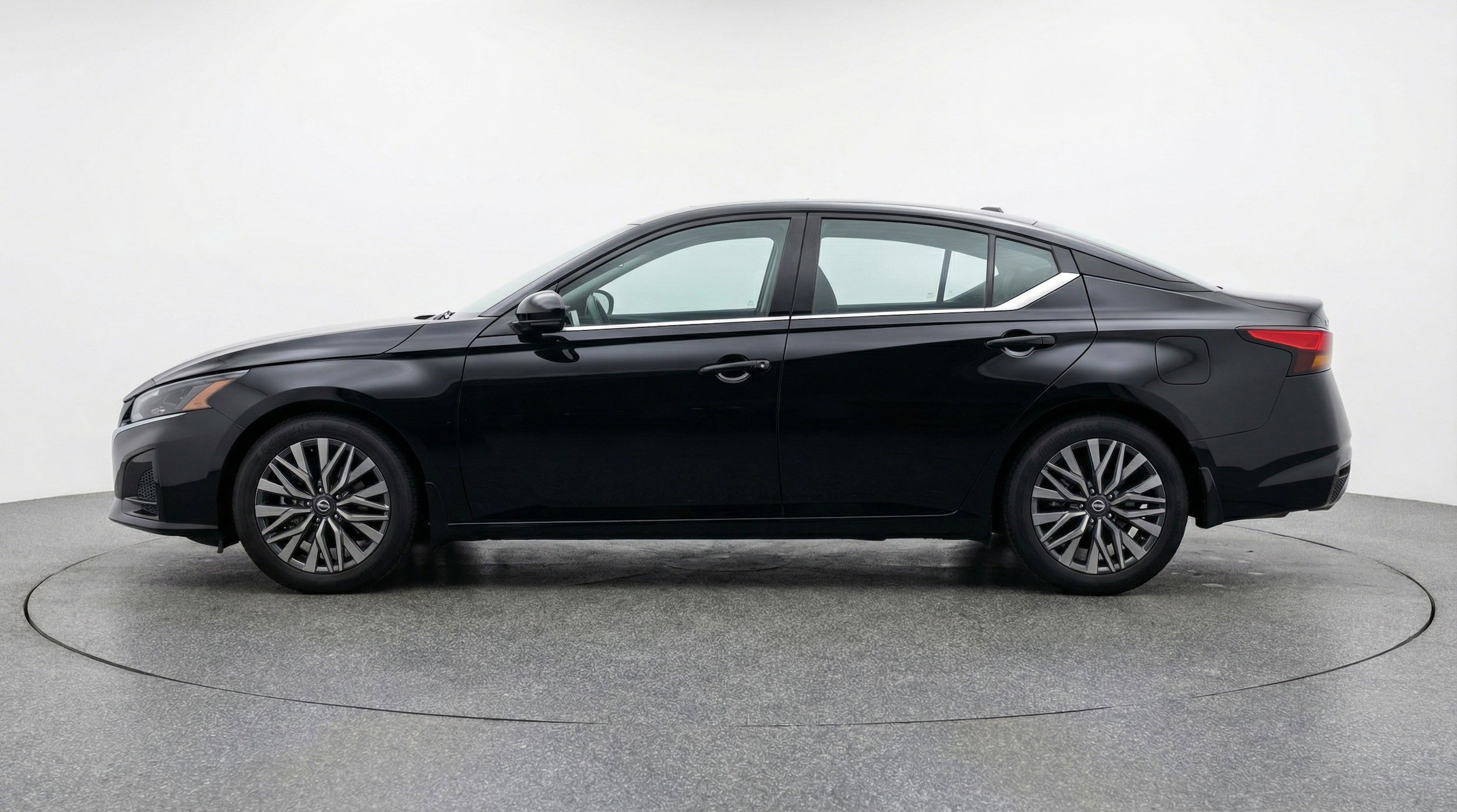 Thumbnail: 2025 Nissan Altima - 4