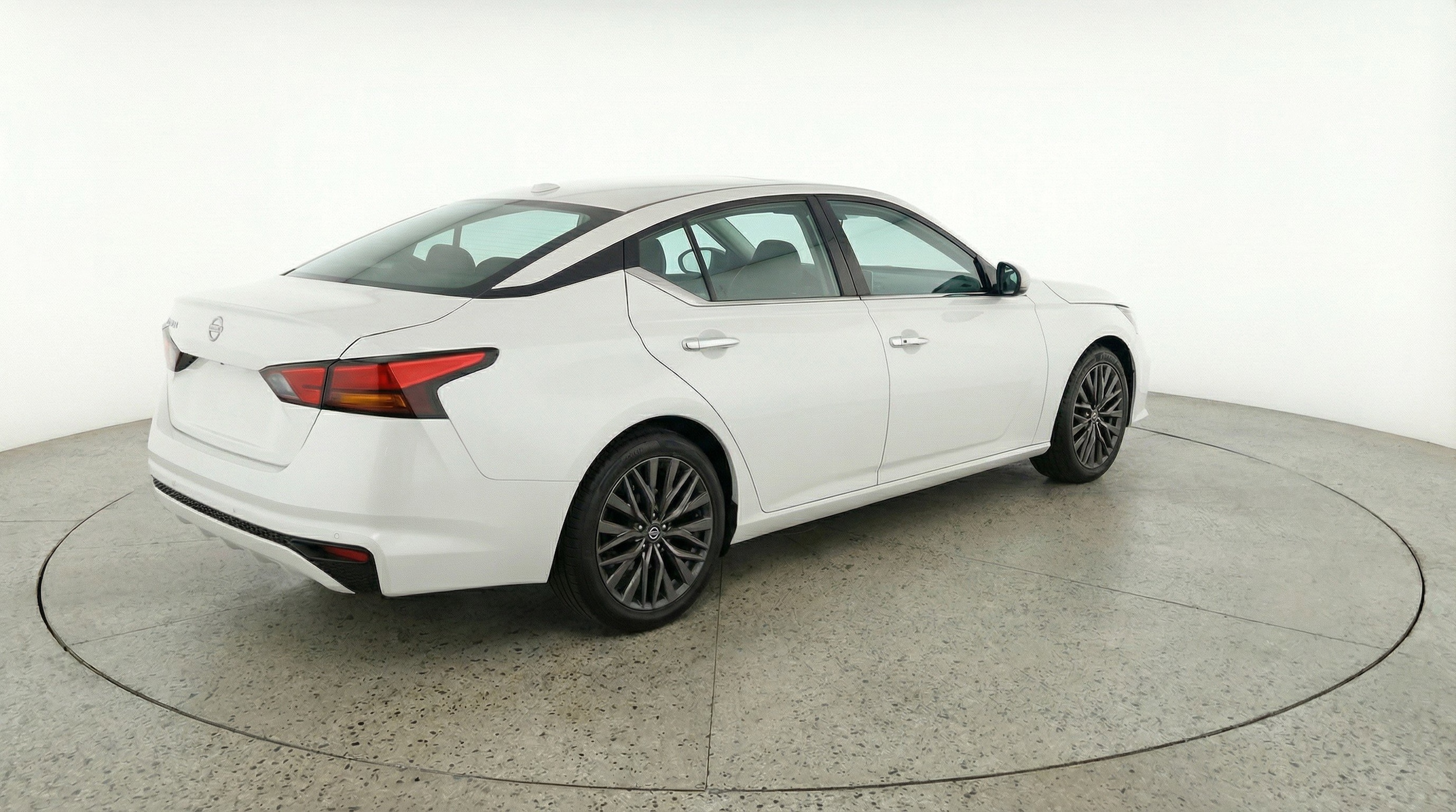 Thumbnail: 2025 Nissan Altima - 6