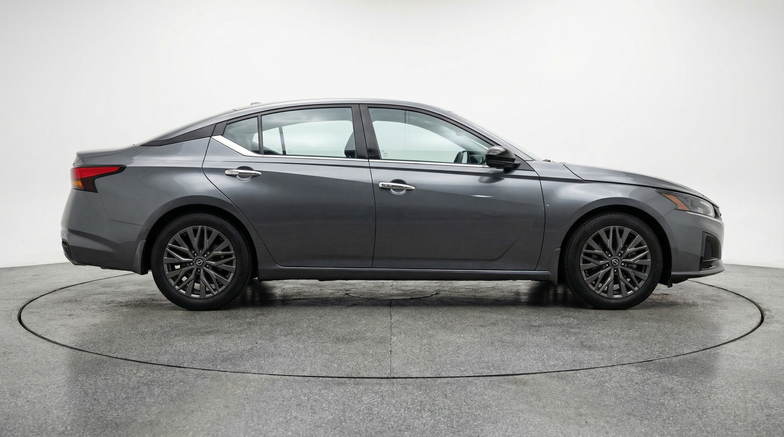 Thumbnail: 2025 Nissan Altima - 8