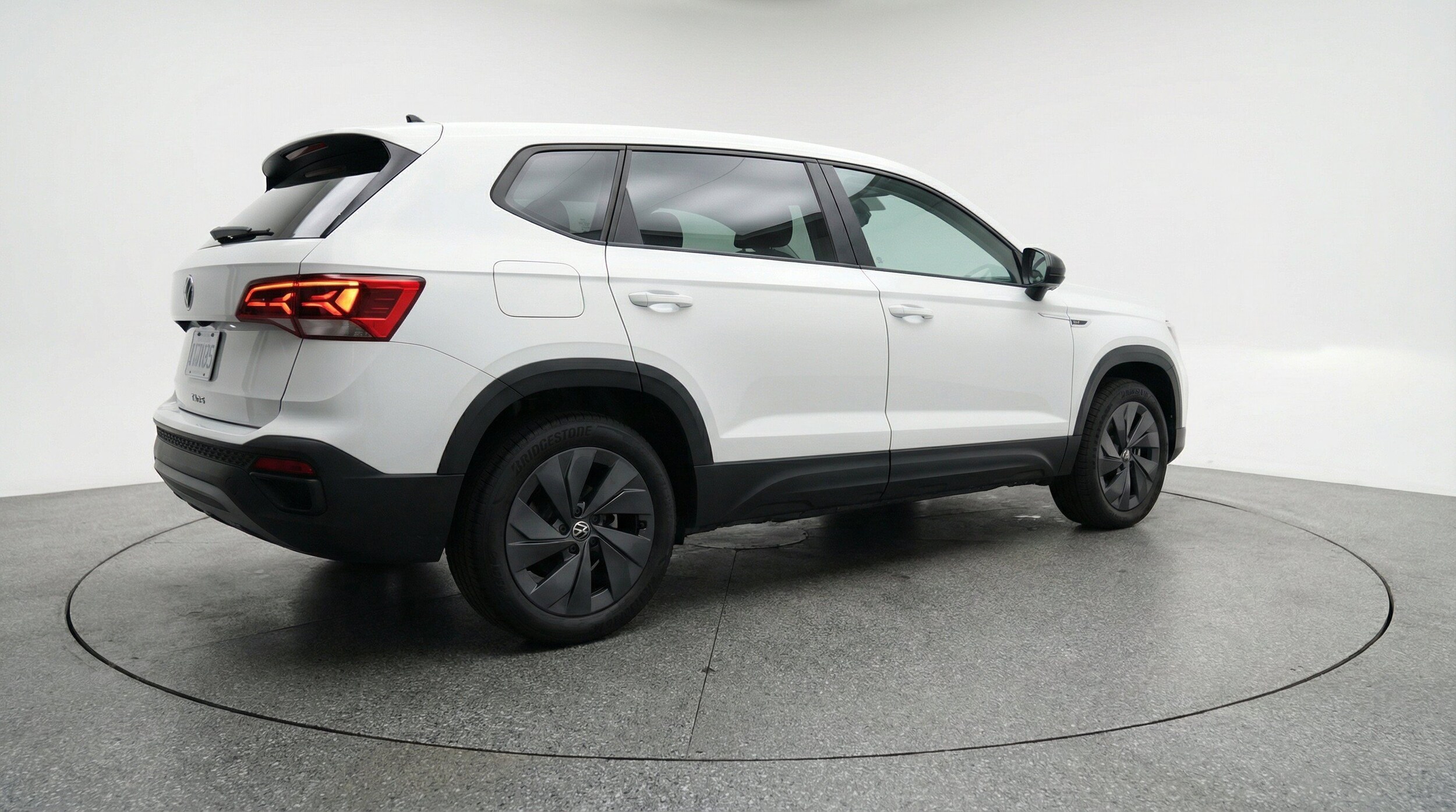 Thumbnail: 2026 Volkswagen Taos - 9