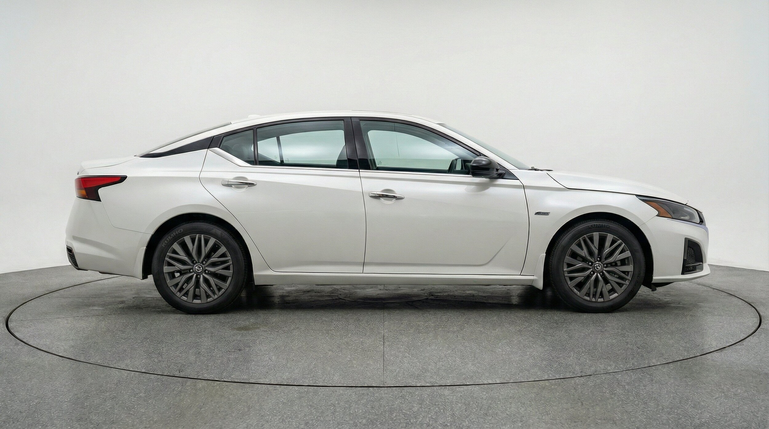 Thumbnail: 2025 Nissan Altima - 11
