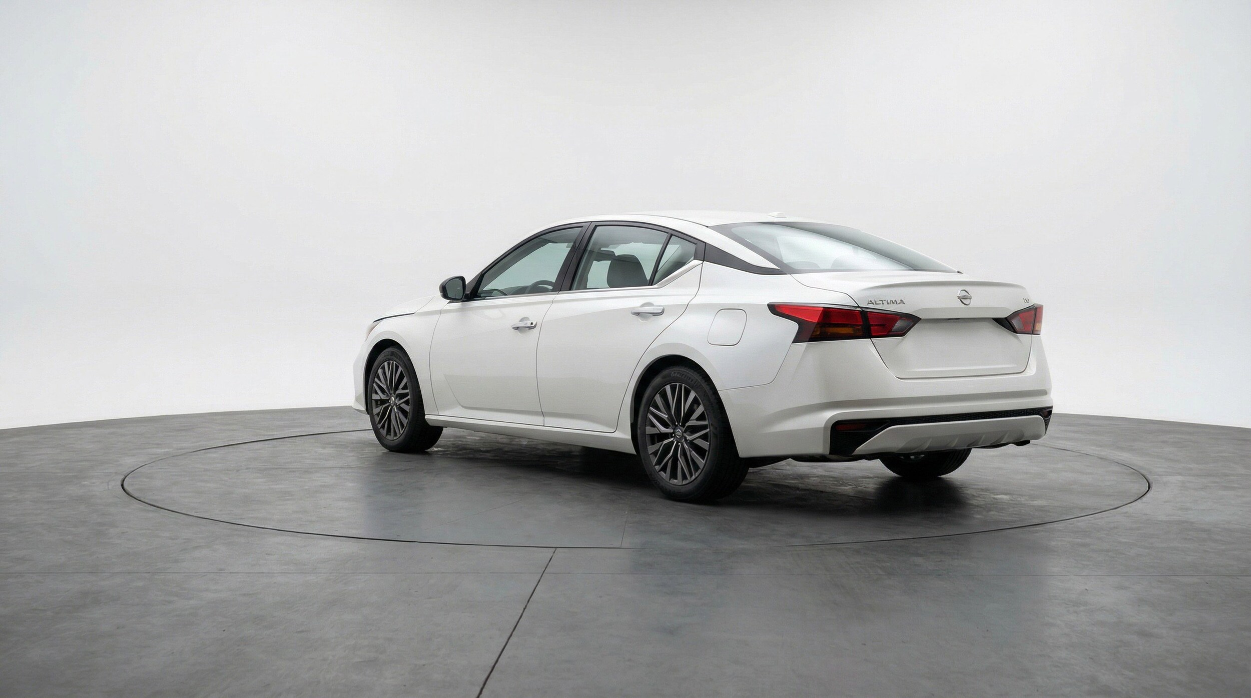 Thumbnail: 2025 Nissan Altima - 6