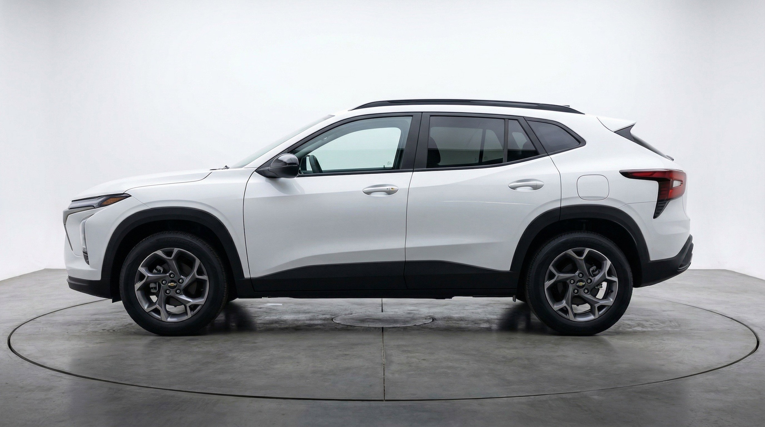 Thumbnail: 2025 Chevrolet Trax - 5