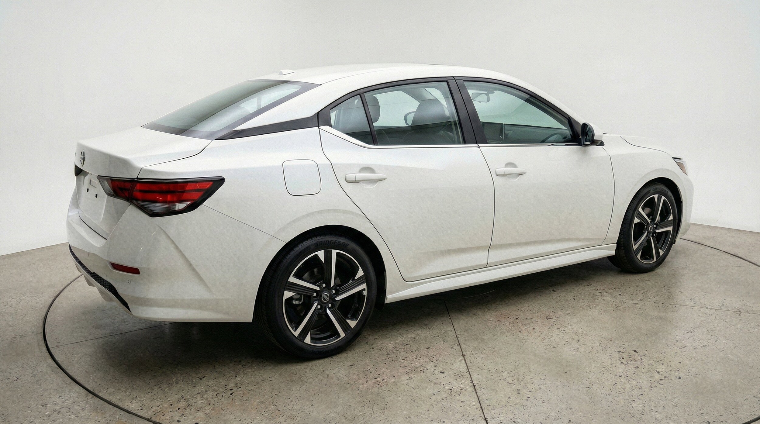 Thumbnail: 2025 Nissan Sentra - 9