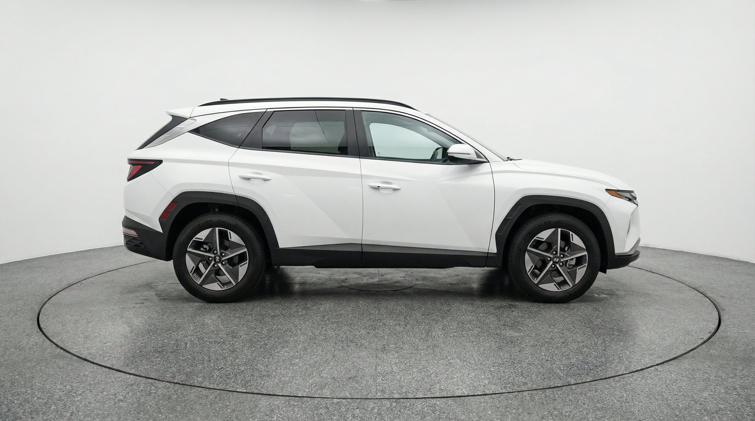 Thumbnail: 2025 Hyundai Tucson - 11