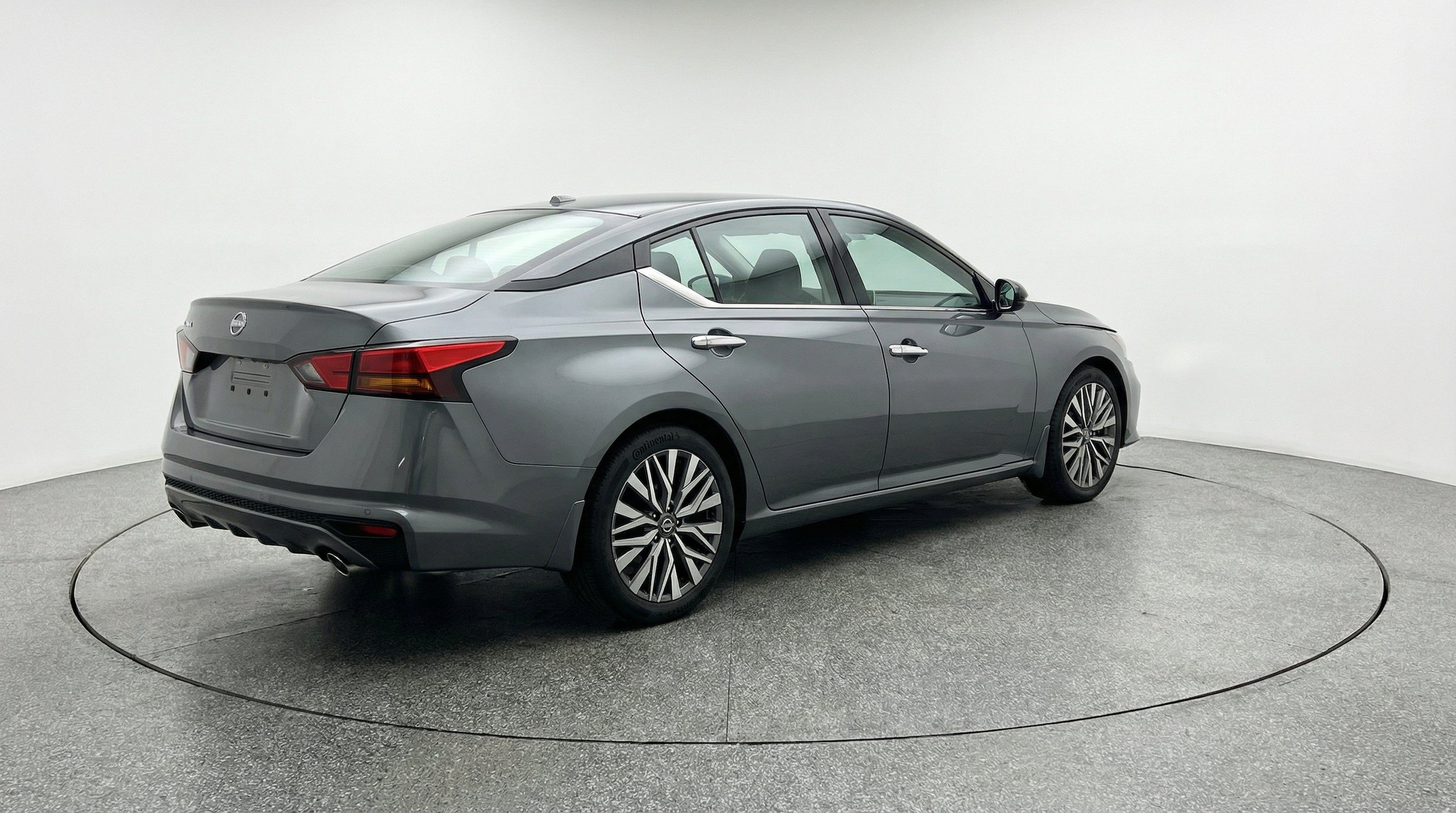 Thumbnail: 2025 Nissan Altima - 9