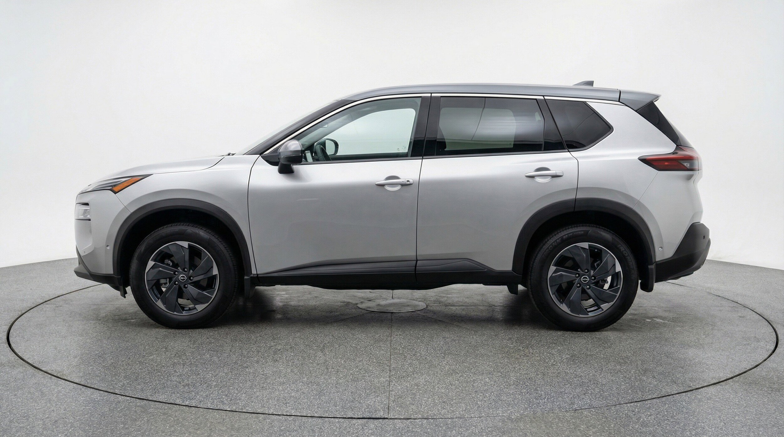 Thumbnail: 2025 Nissan Rogue - 5