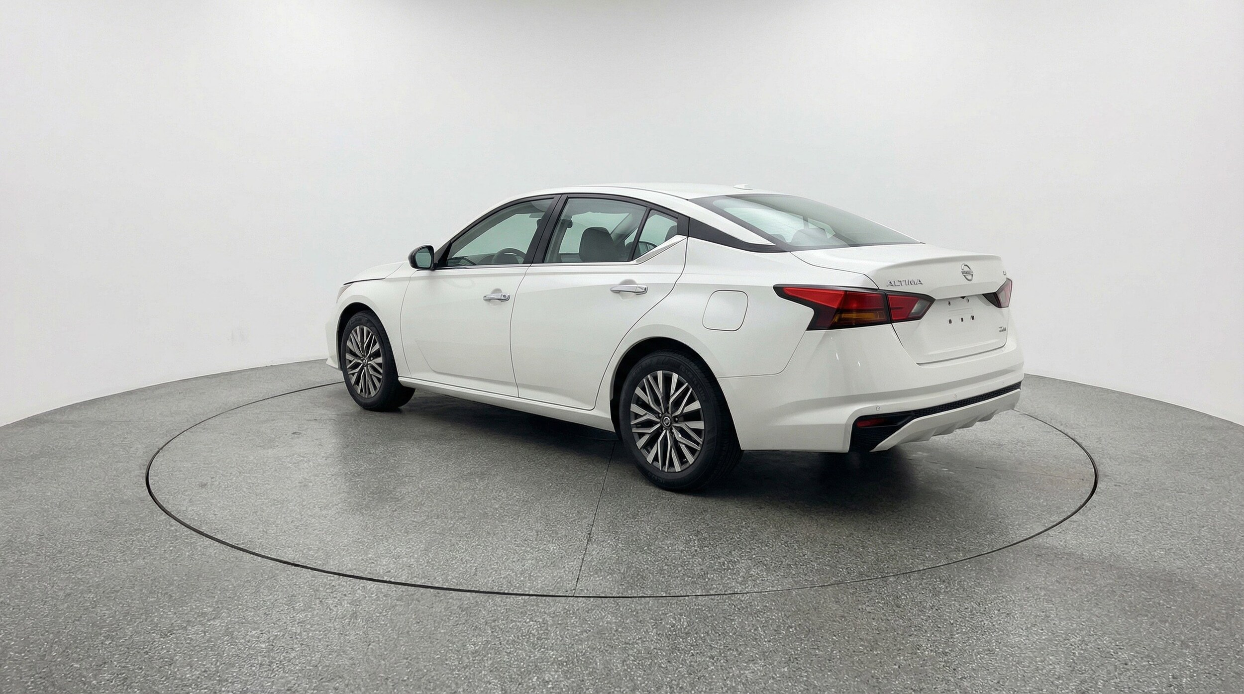 Thumbnail: 2025 Nissan Altima - 6