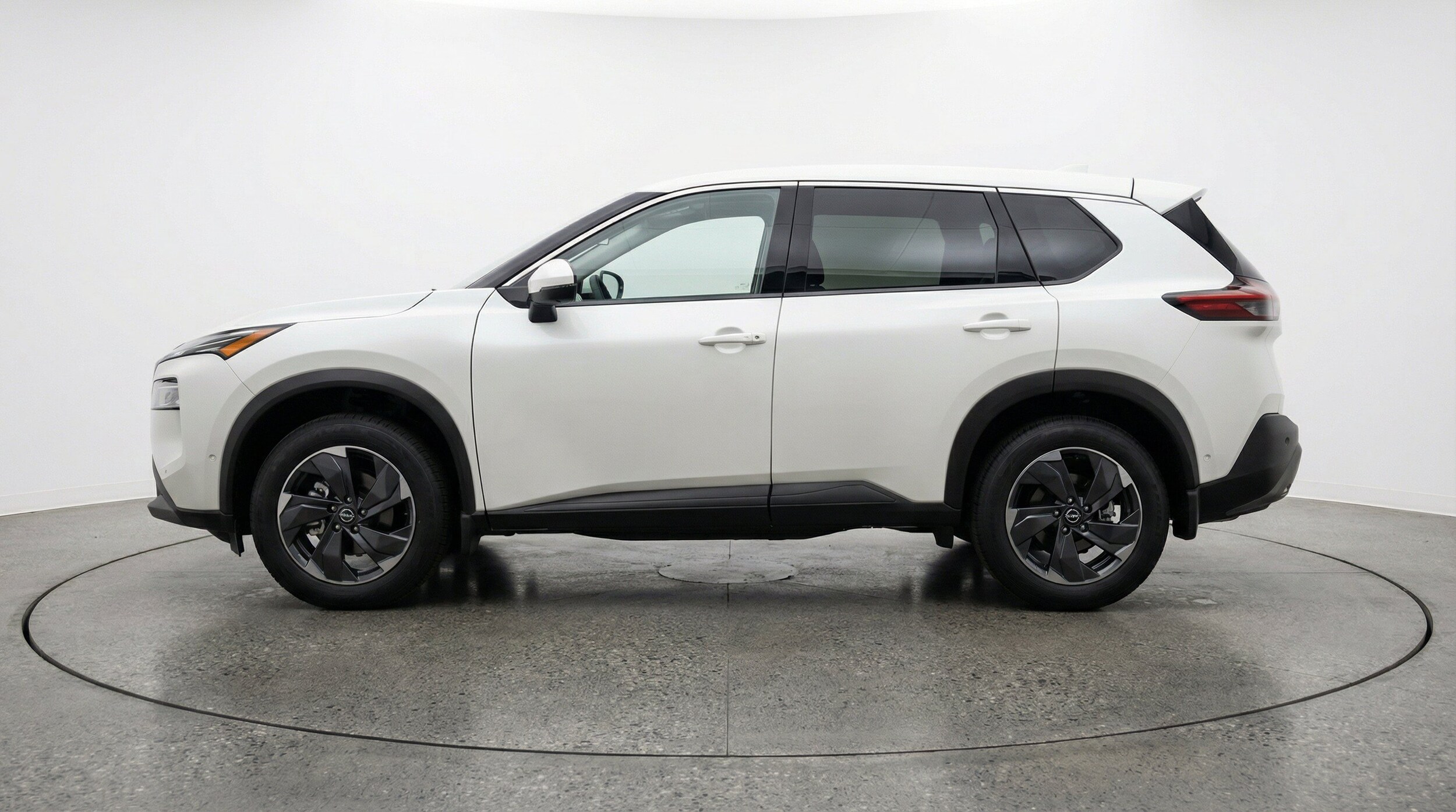 Thumbnail: 2025 Nissan Rogue - 5