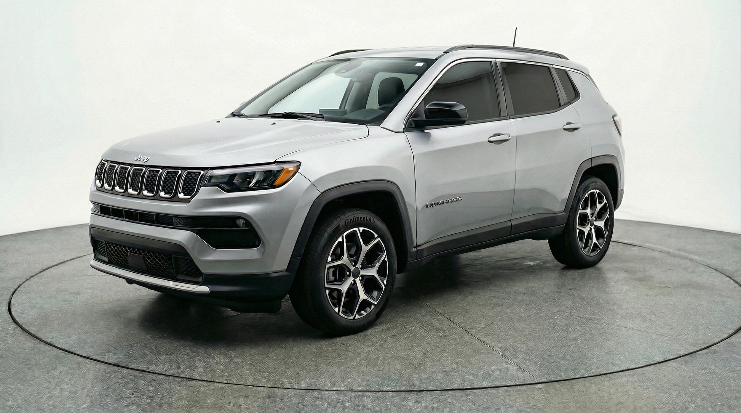 Thumbnail: 2025 Jeep Compass - 3