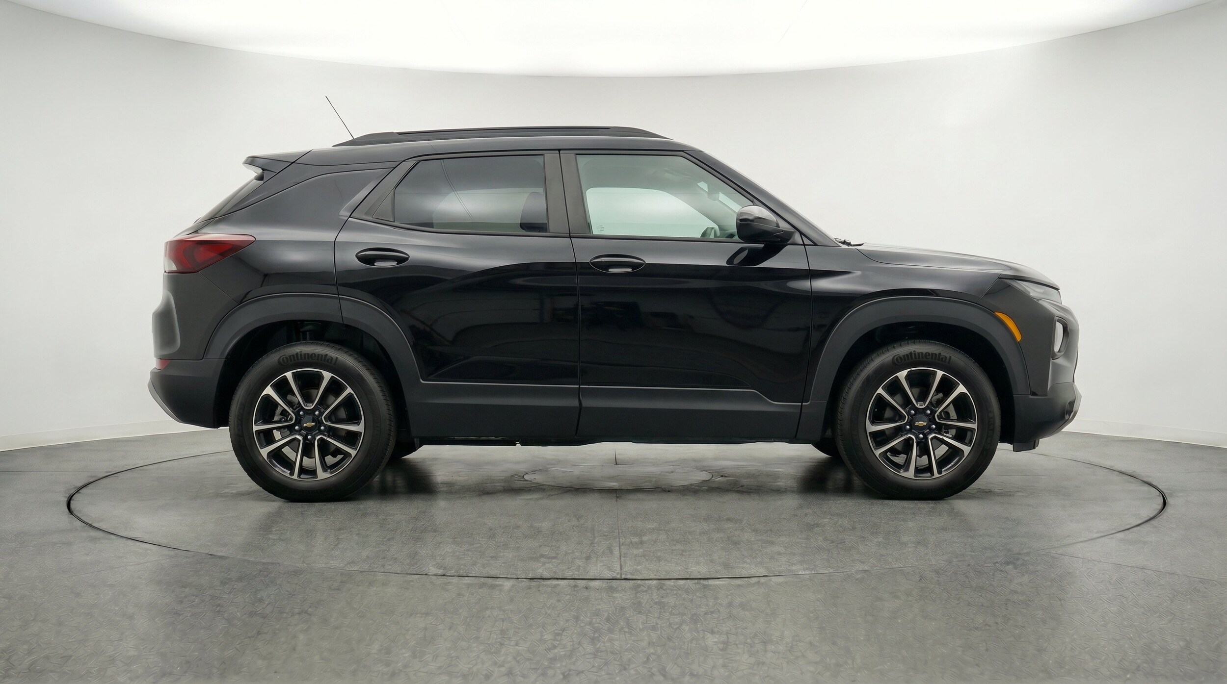 Thumbnail: 2025 Chevrolet TrailBlazer - 10