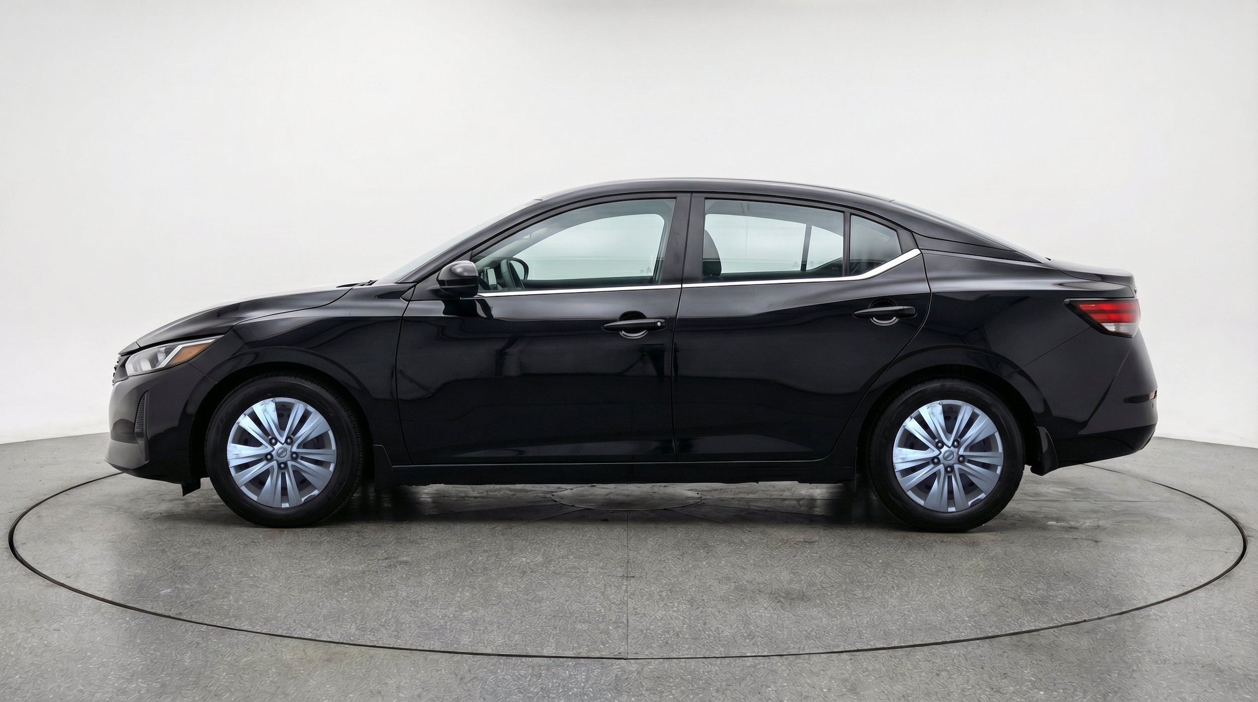 Thumbnail: 2025 Nissan Sentra - 5