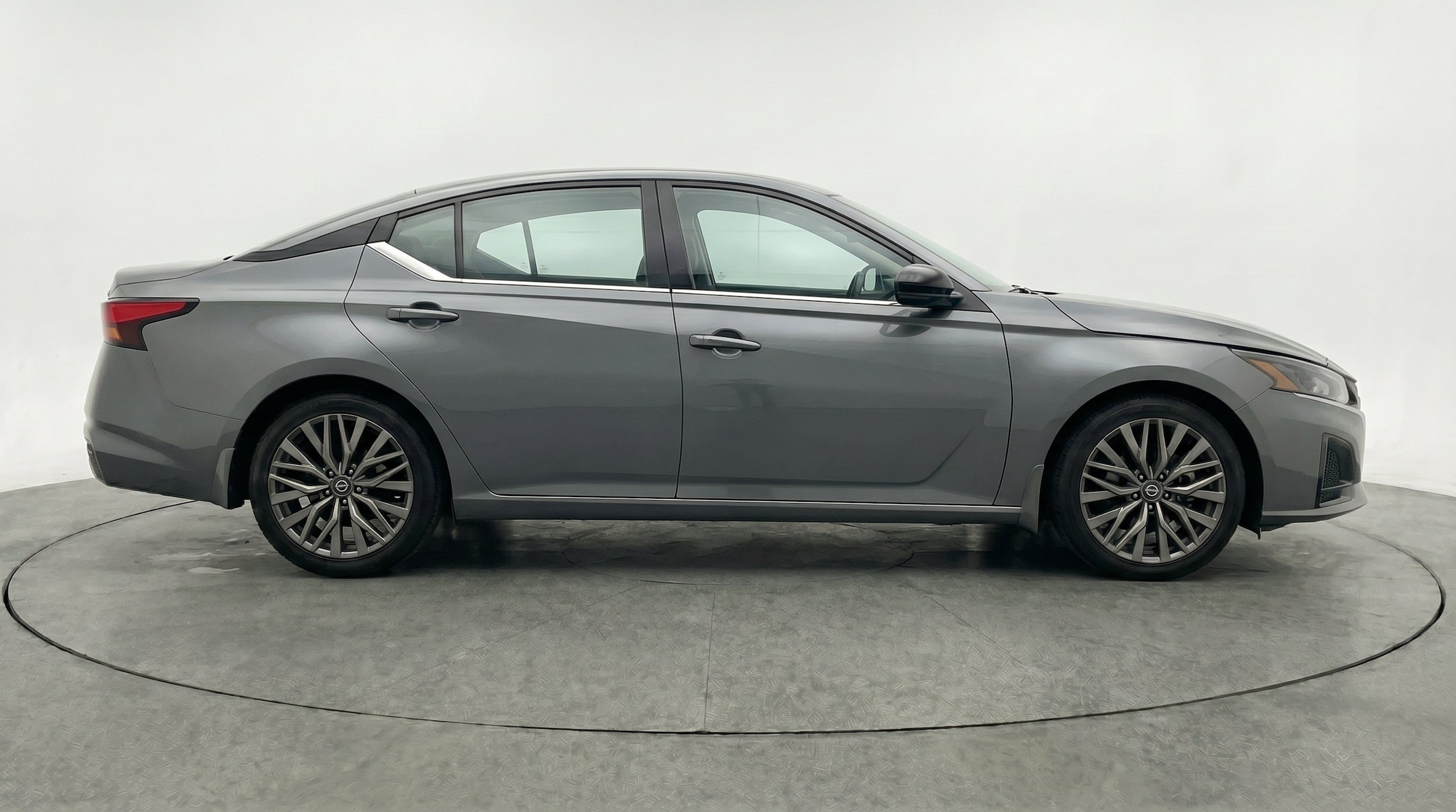Thumbnail: 2025 Nissan Altima - 11
