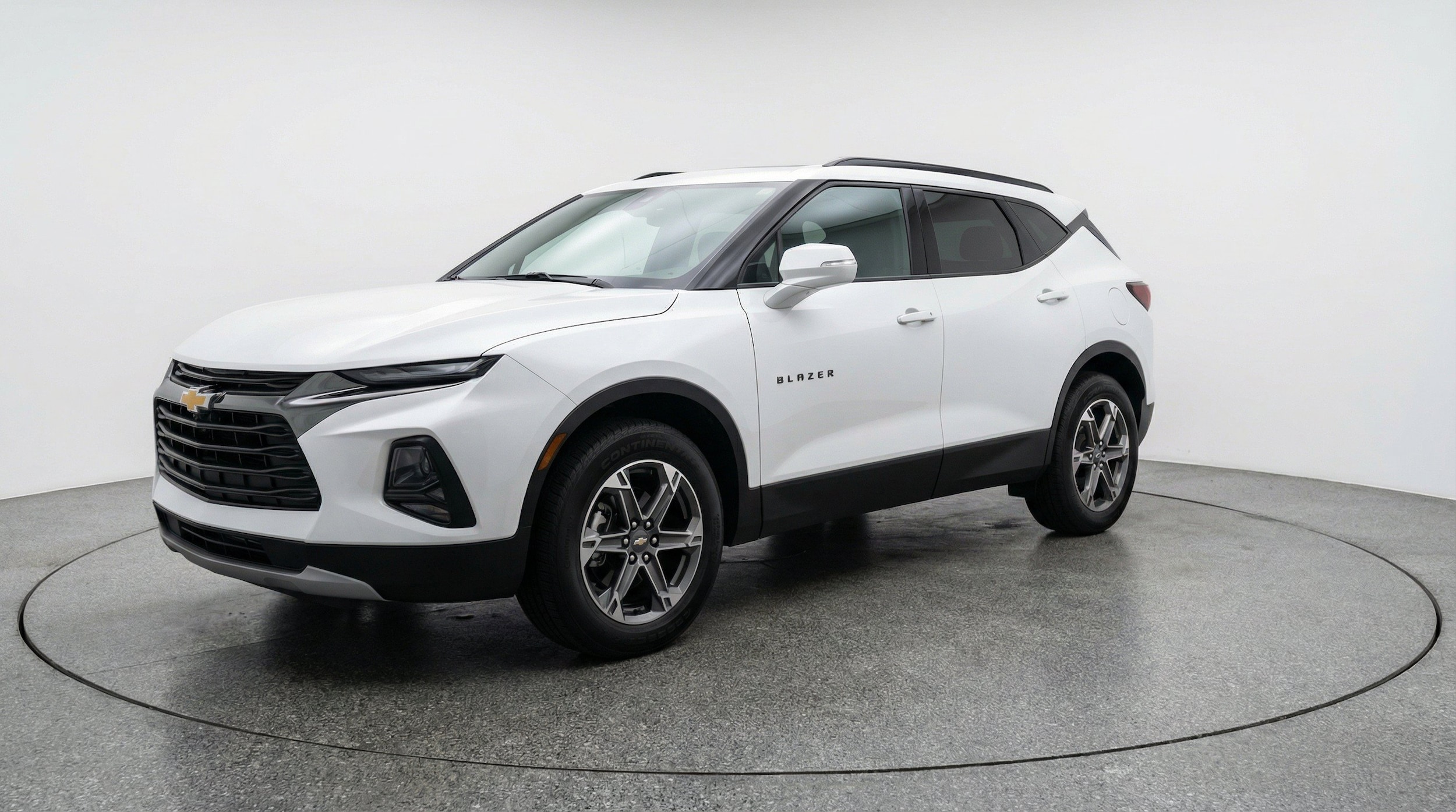 Thumbnail: 2026 Chevrolet Blazer - 3
