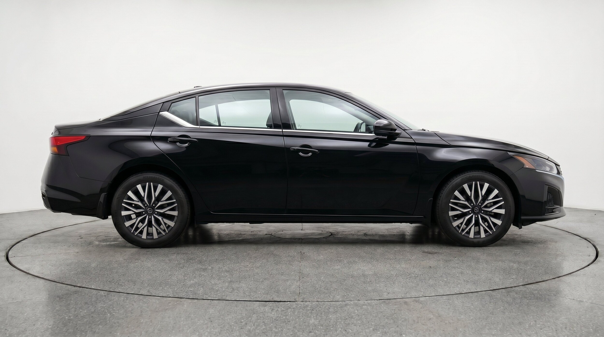 Thumbnail: 2025 Nissan Altima - 11