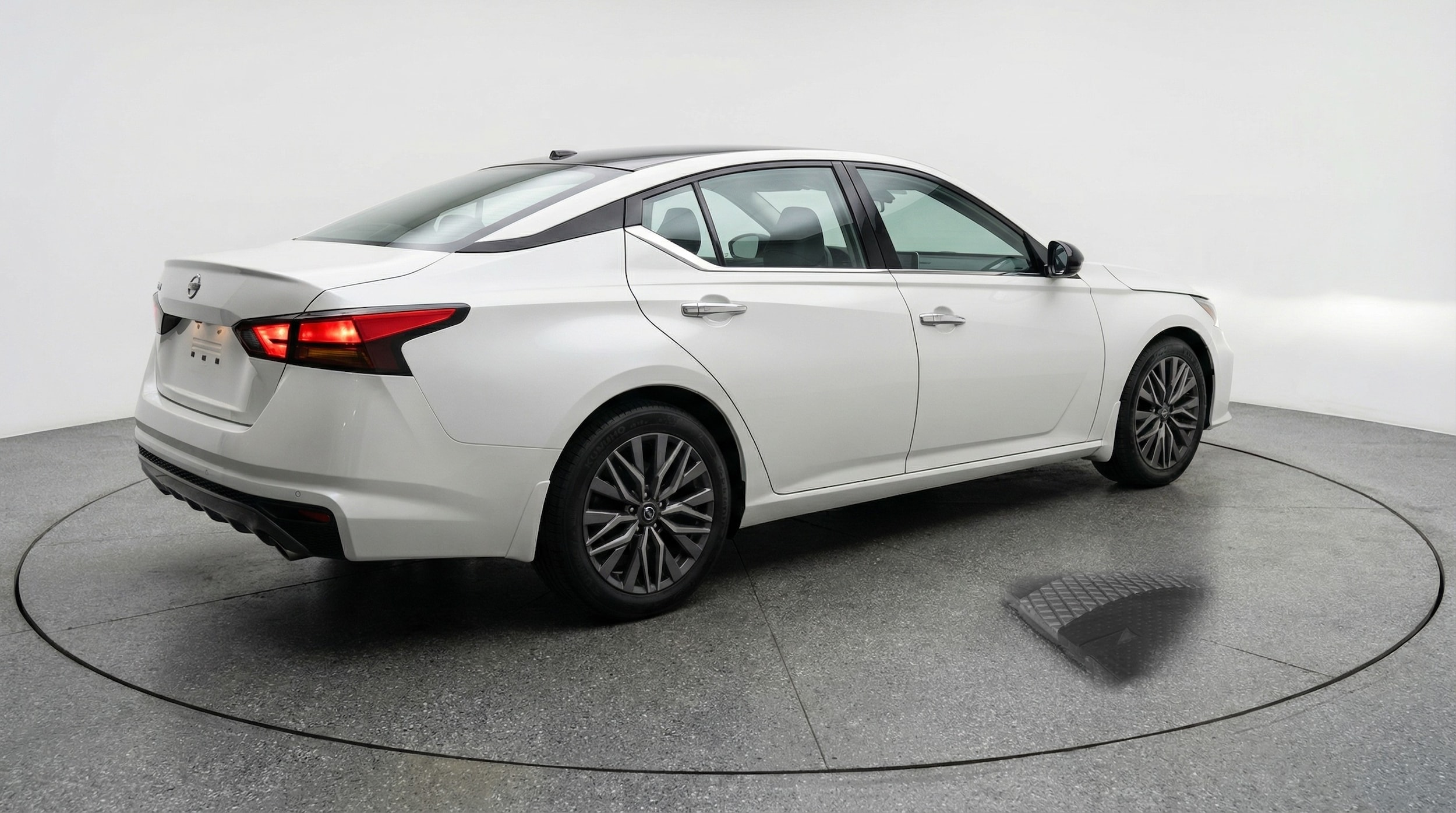 Thumbnail: 2025 Nissan Altima - 7