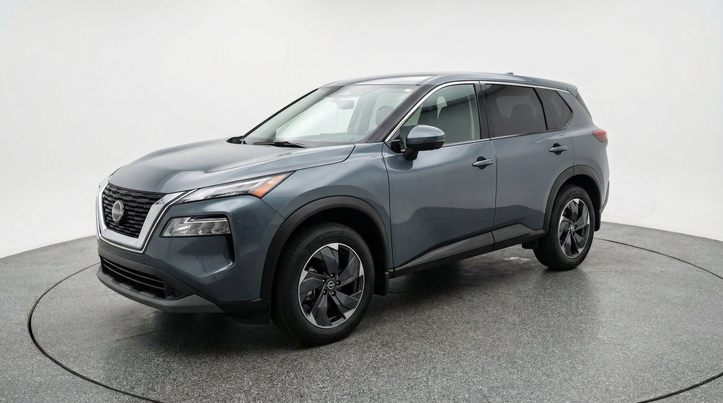 Thumbnail: 2025 Nissan Rogue - 3
