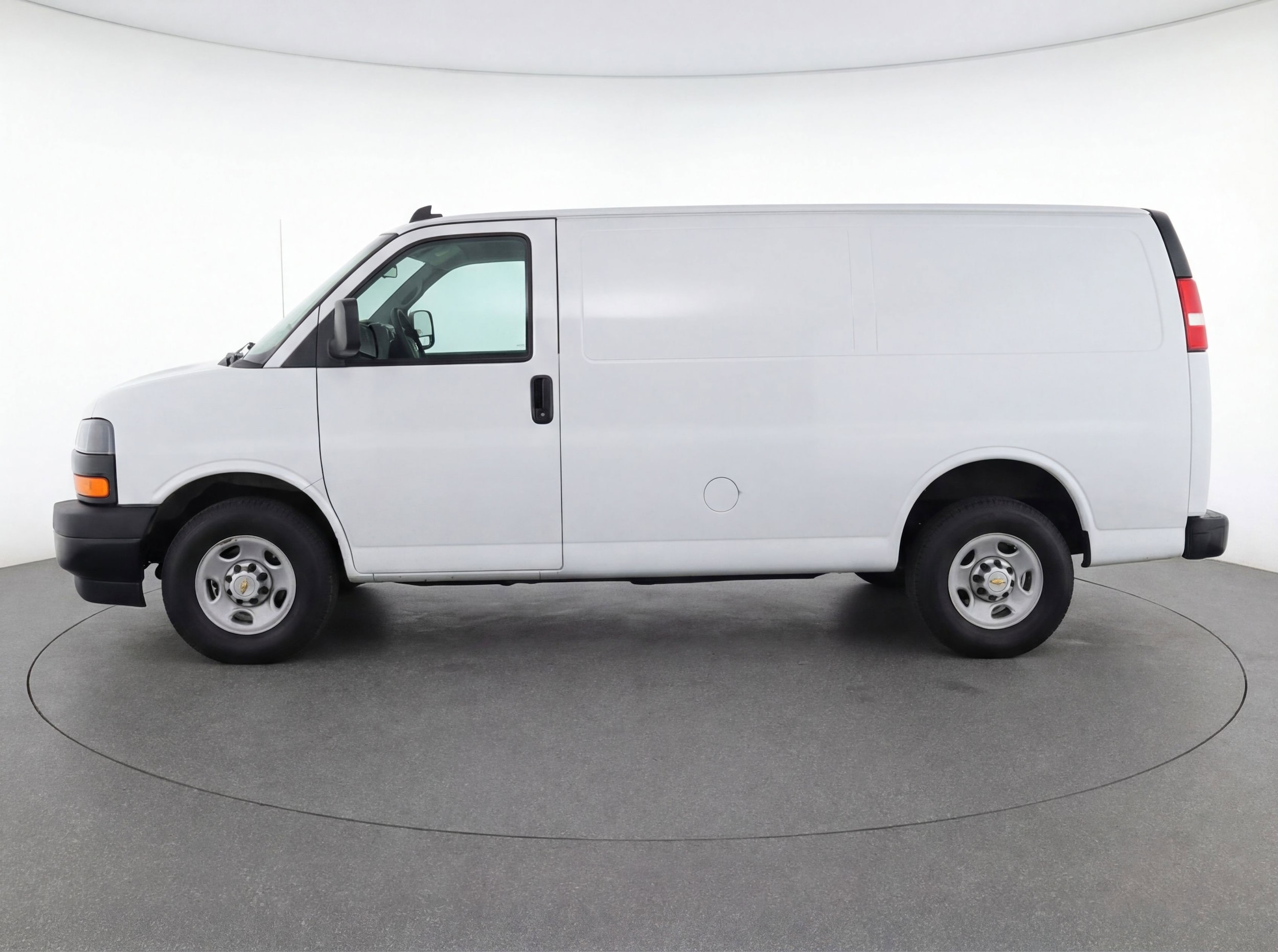 Thumbnail: 2025 Chevrolet Express - 5