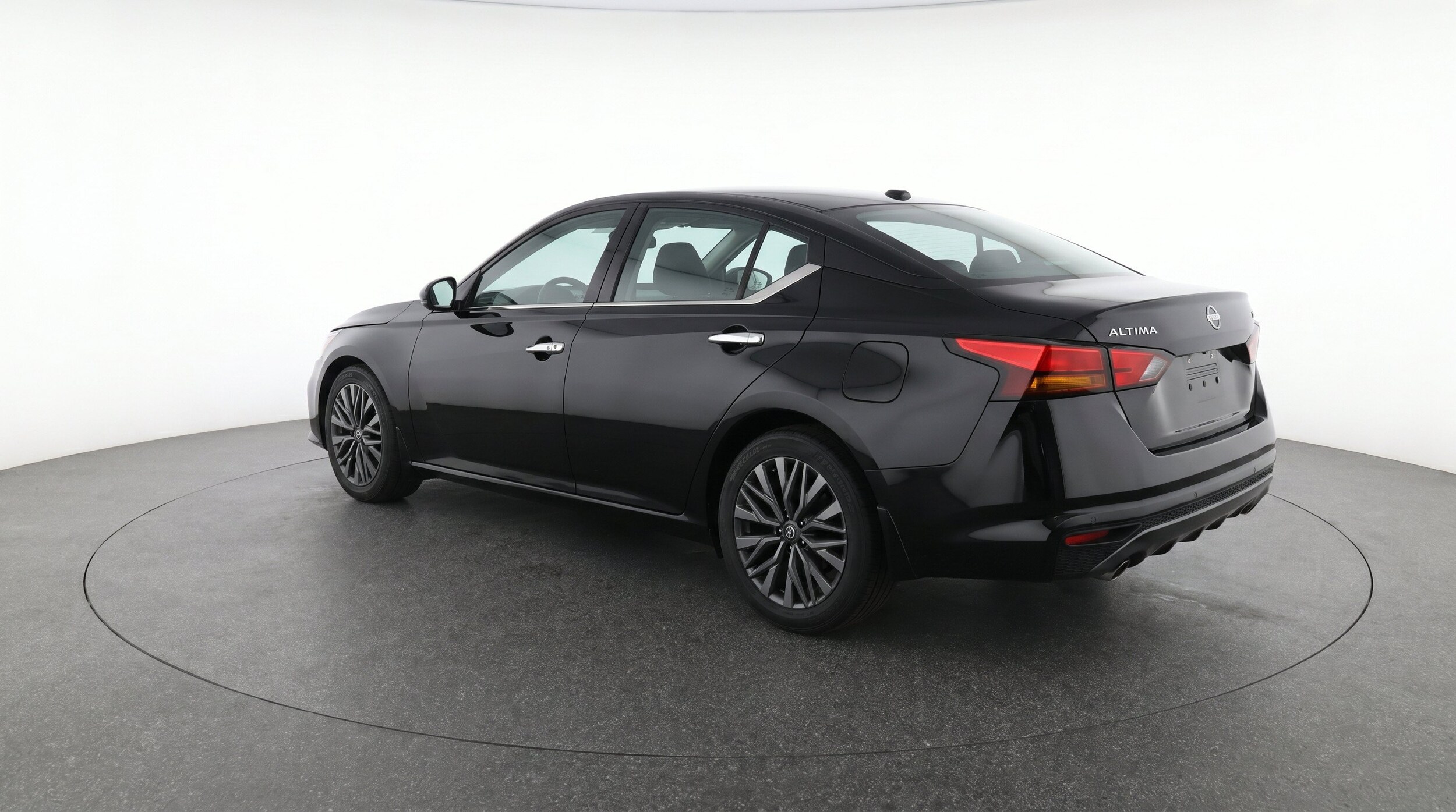 Thumbnail: 2025 Nissan Altima - 6