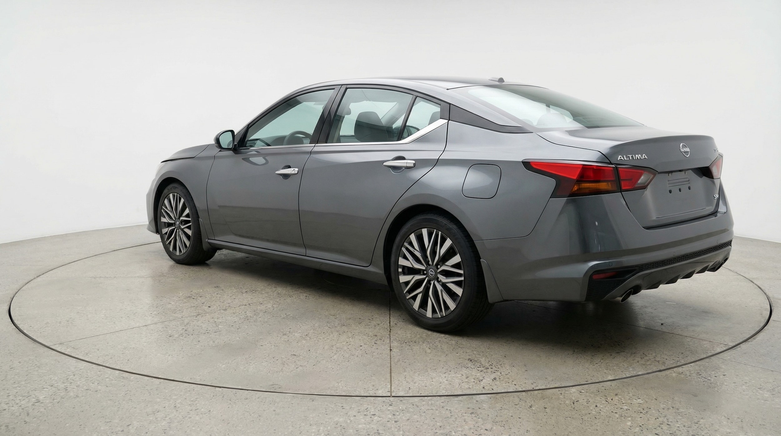 Thumbnail: 2025 Nissan Altima - 5