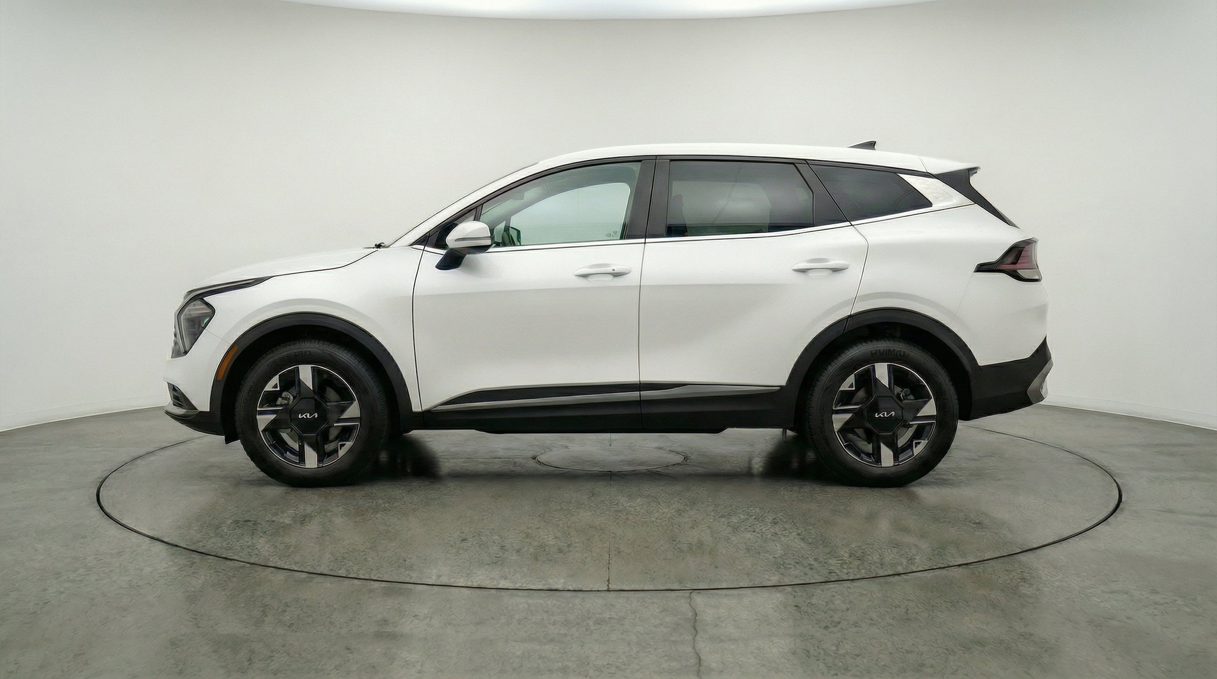 Thumbnail: 2026 Kia Sportage - 5
