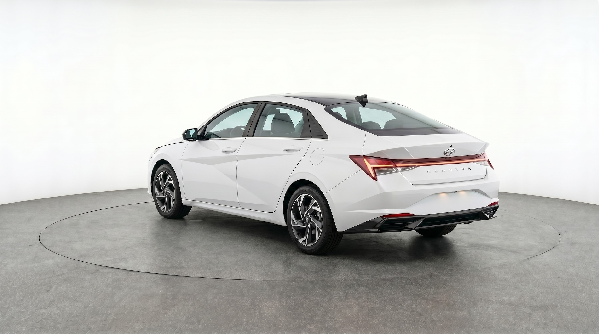 Thumbnail: 2025 Hyundai Elantra - 5