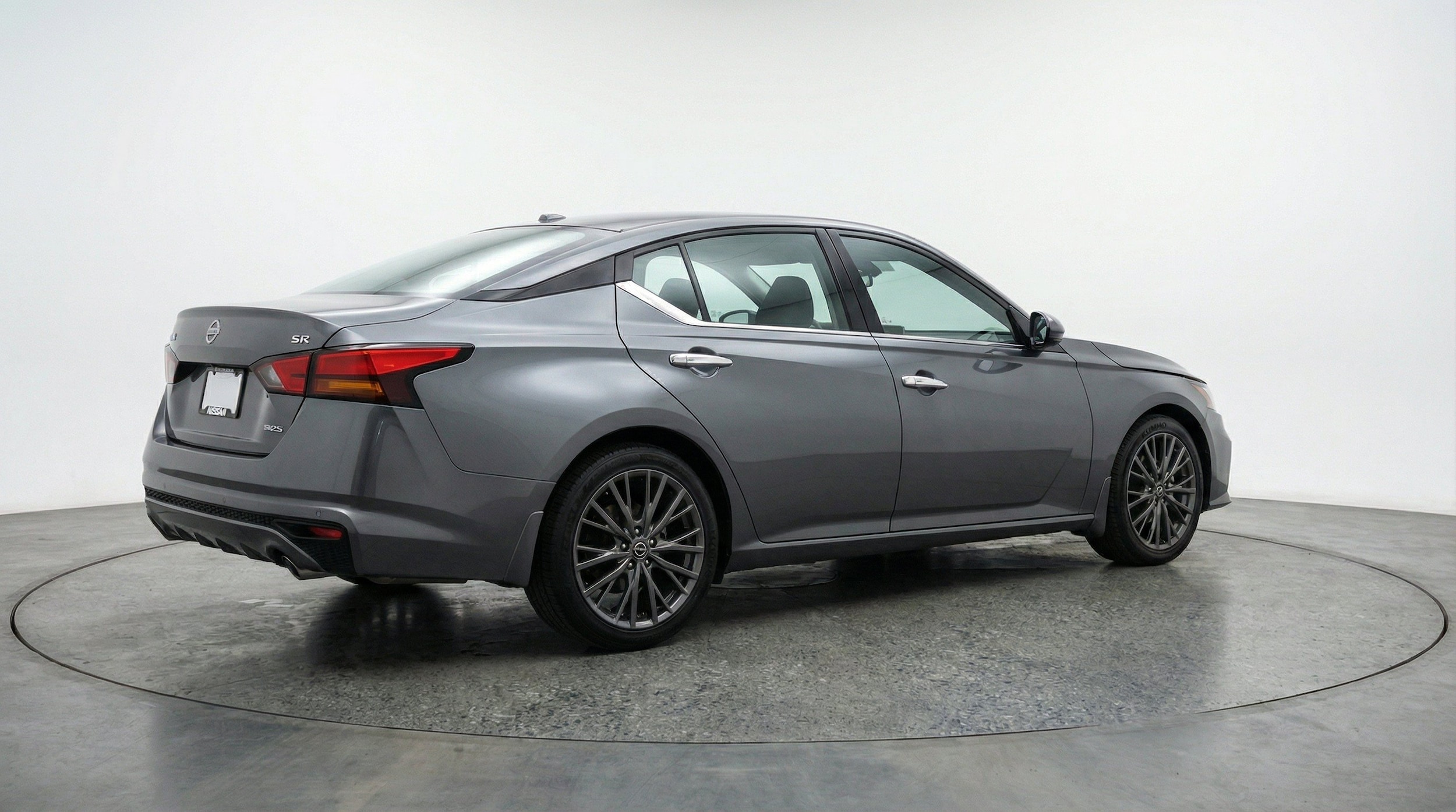 Thumbnail: 2025 Nissan Altima - 9