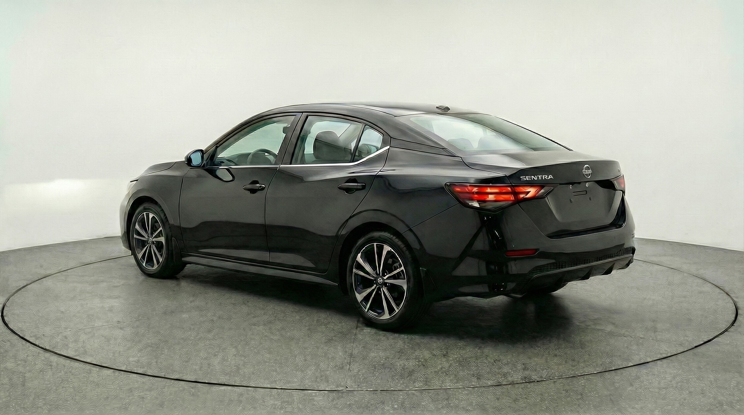 Thumbnail: 2025 Nissan Sentra - 5