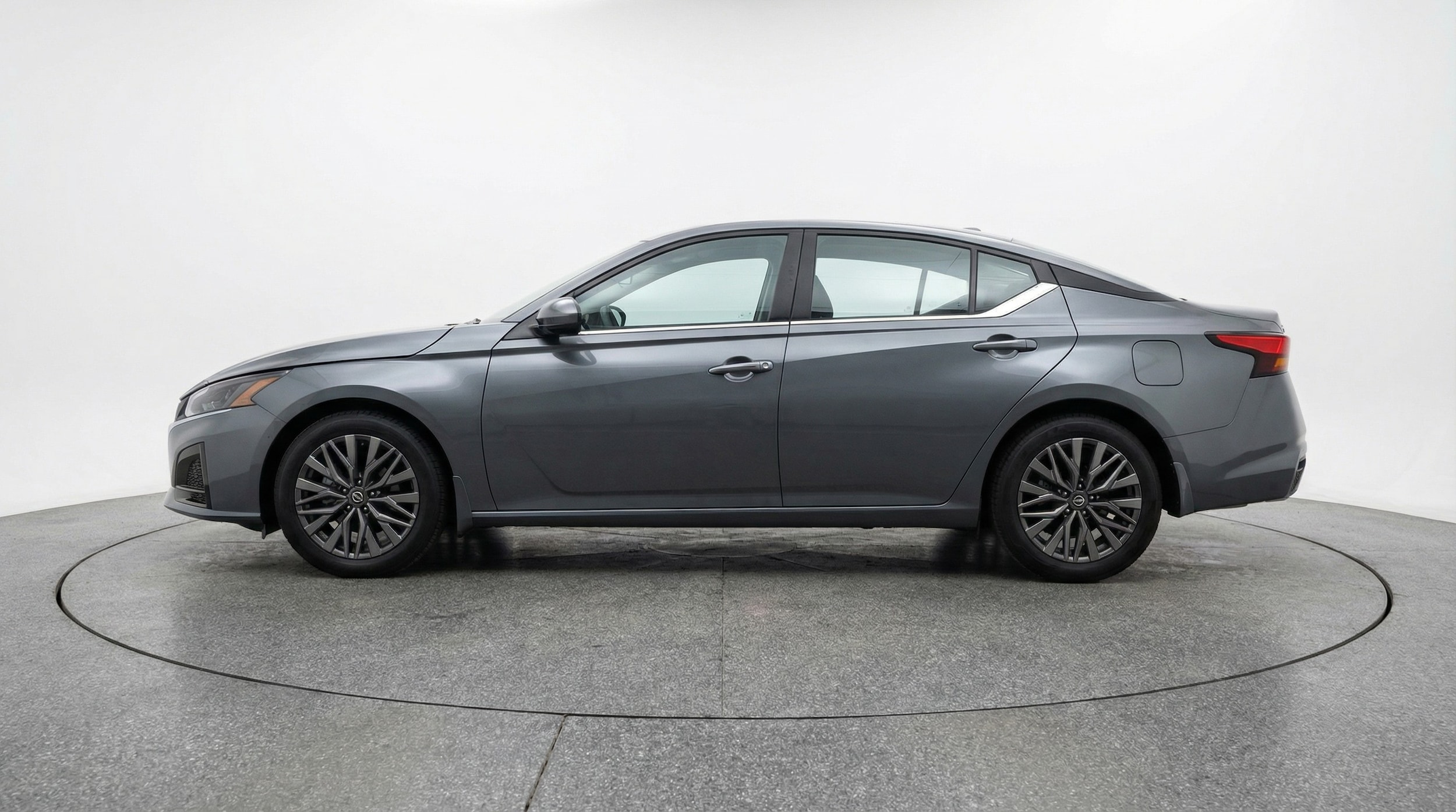 Thumbnail: 2025 Nissan Altima - 4