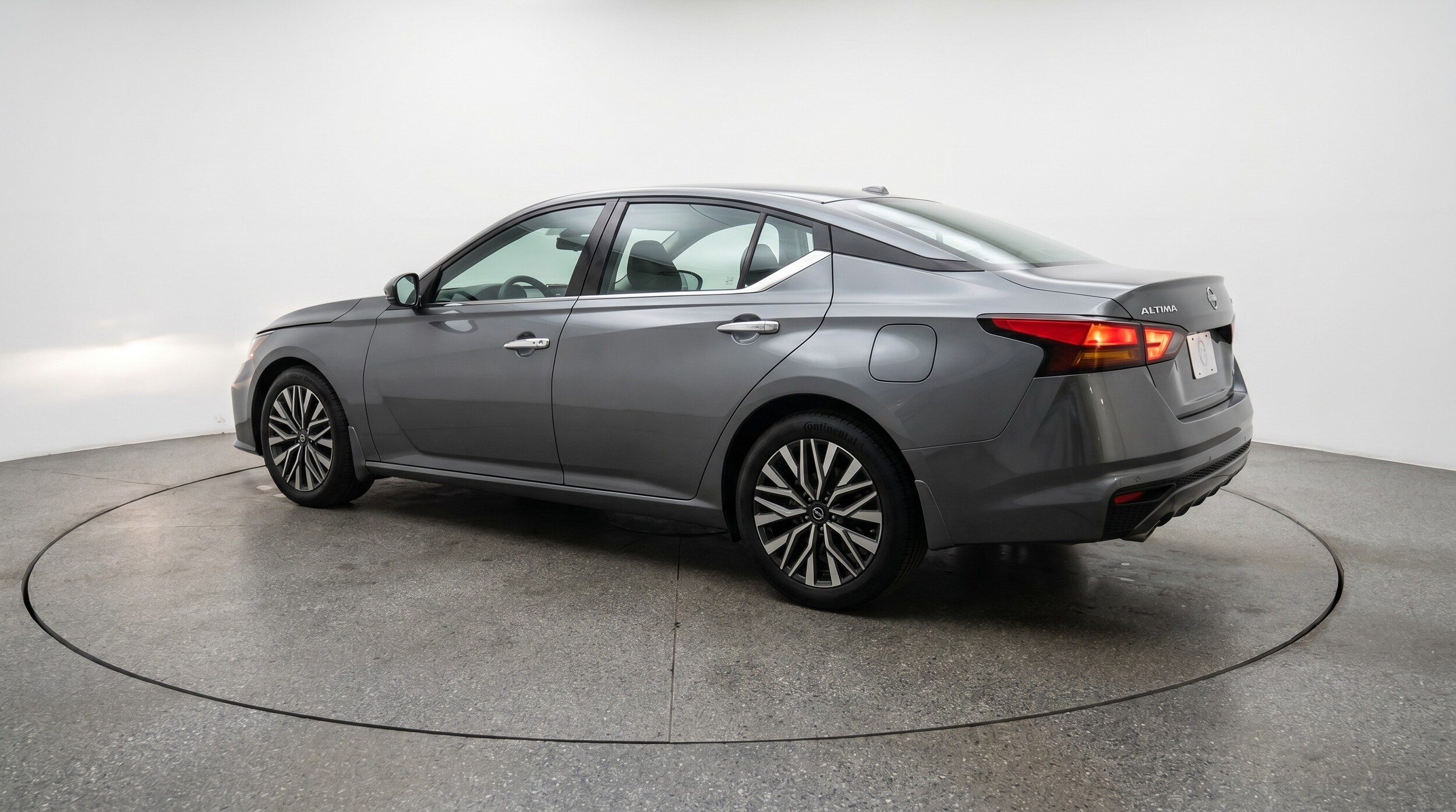 Thumbnail: 2025 Nissan Altima - 5